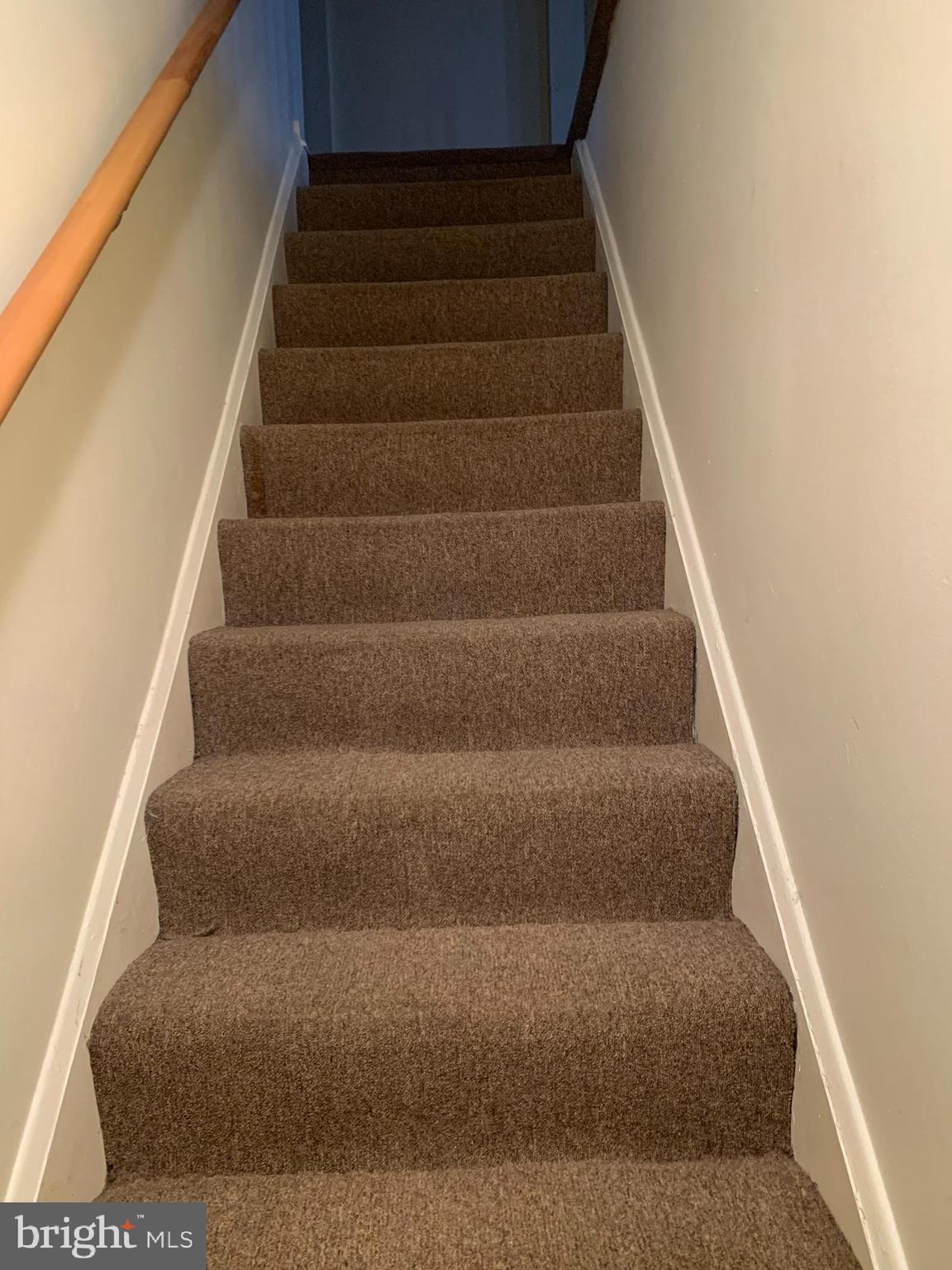 FRANKFORD - Residential Lease