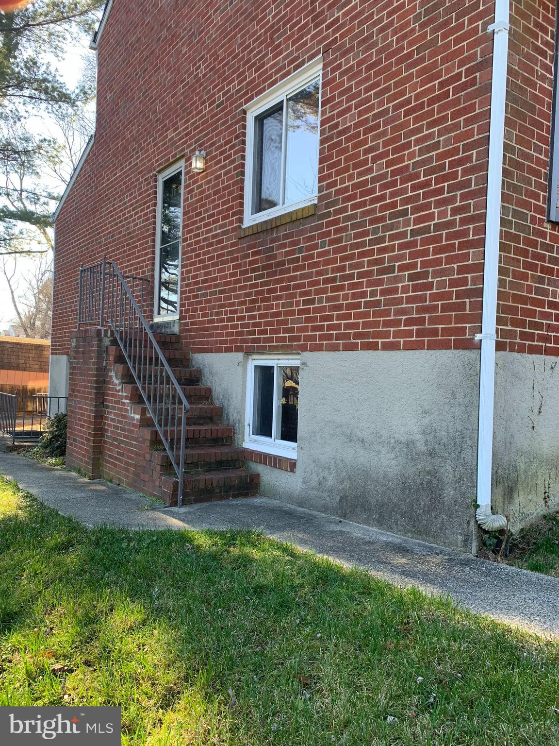 FRANKFORD - Residential Lease