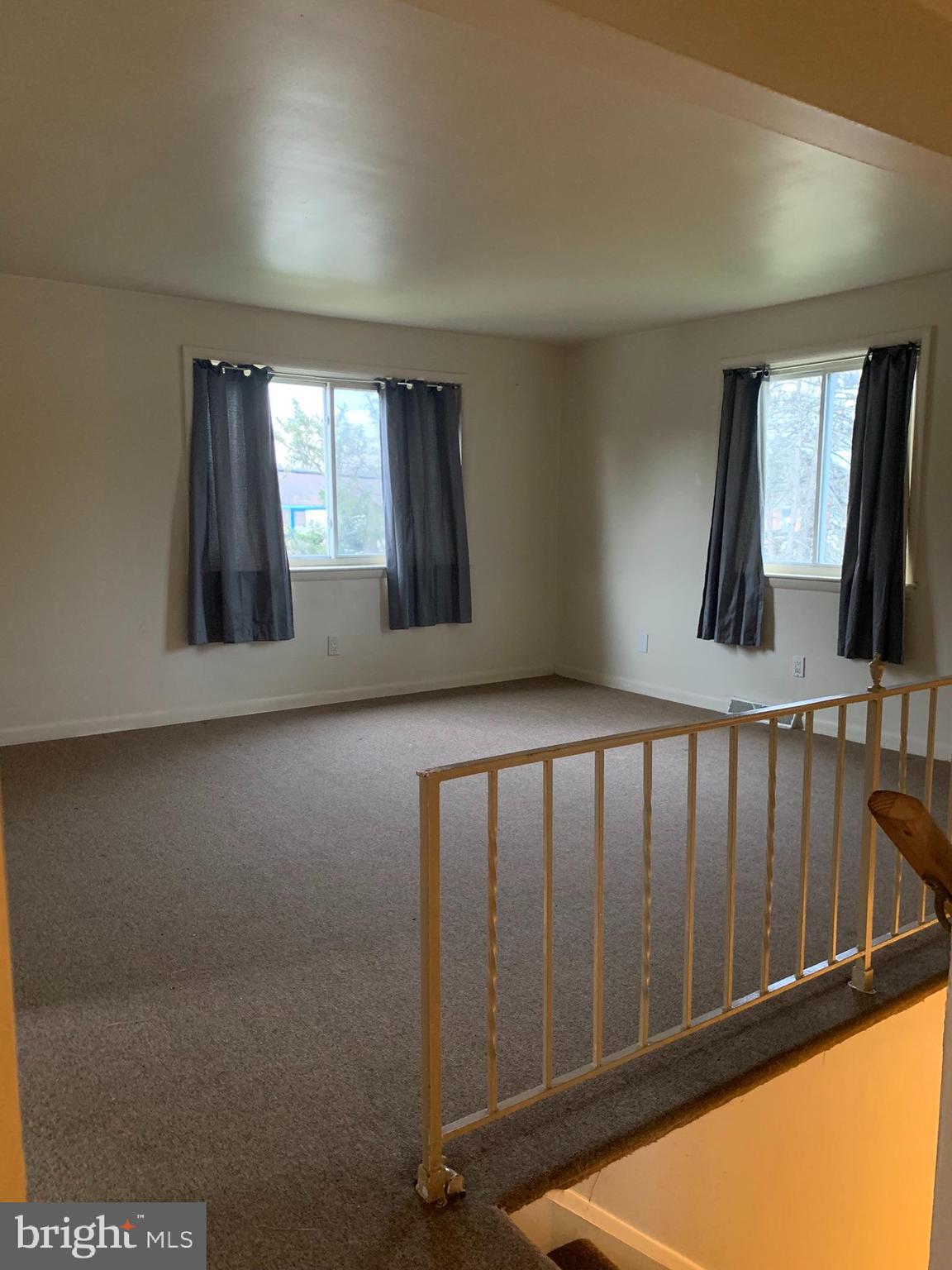 FRANKFORD - Residential Lease