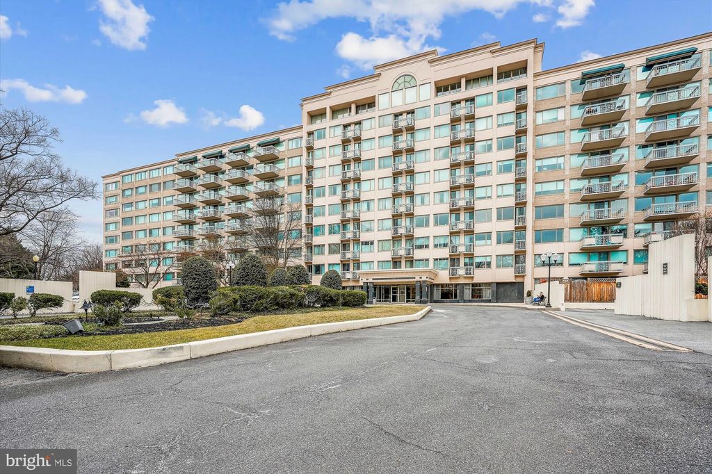 Photo of 5450 Whitley Park Terrace #413, BETHESDA, MD 20814 (MLS # MDMC2203418)