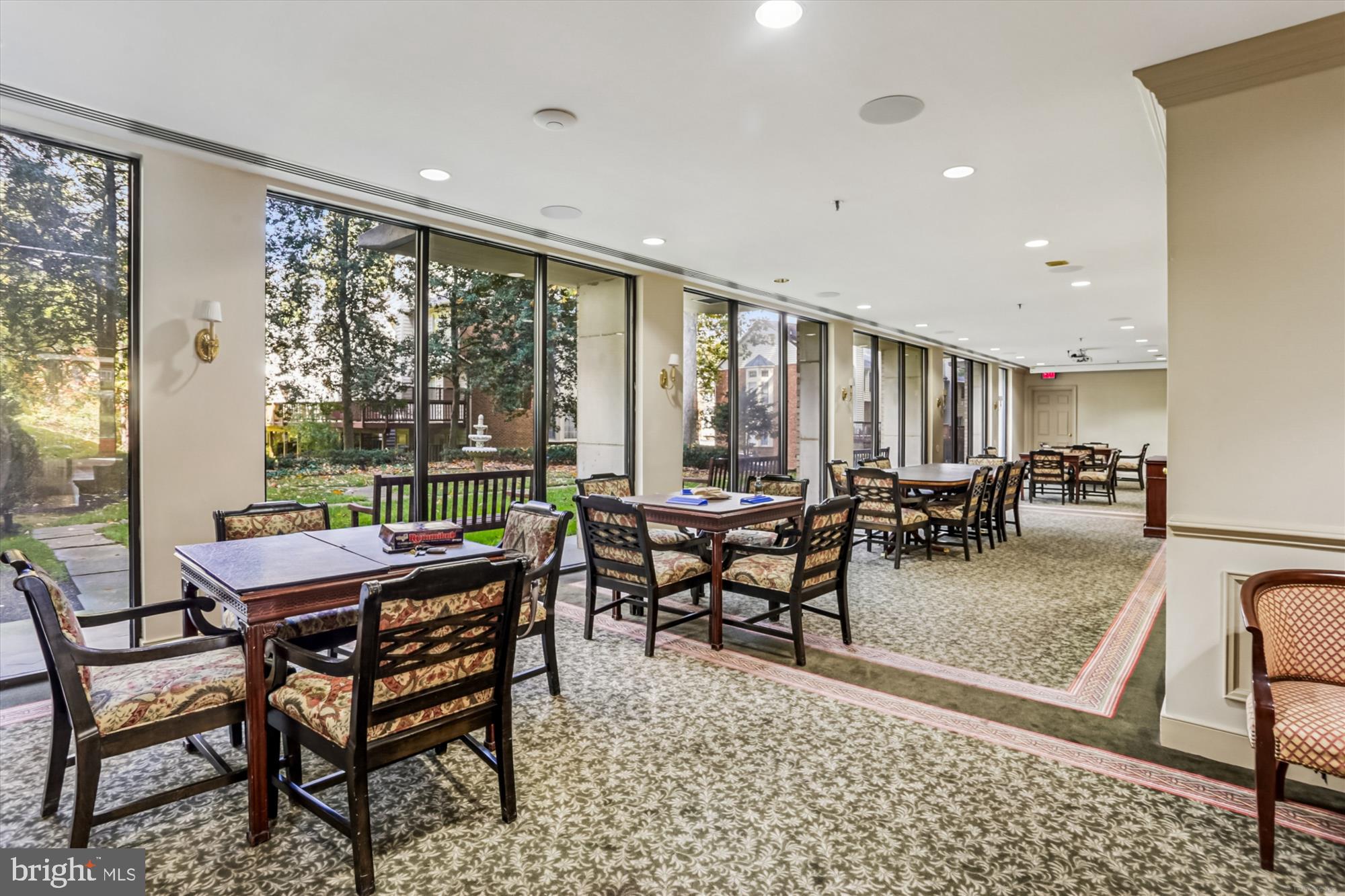 WHITLEY PARK CONDOMINIUM - Residential