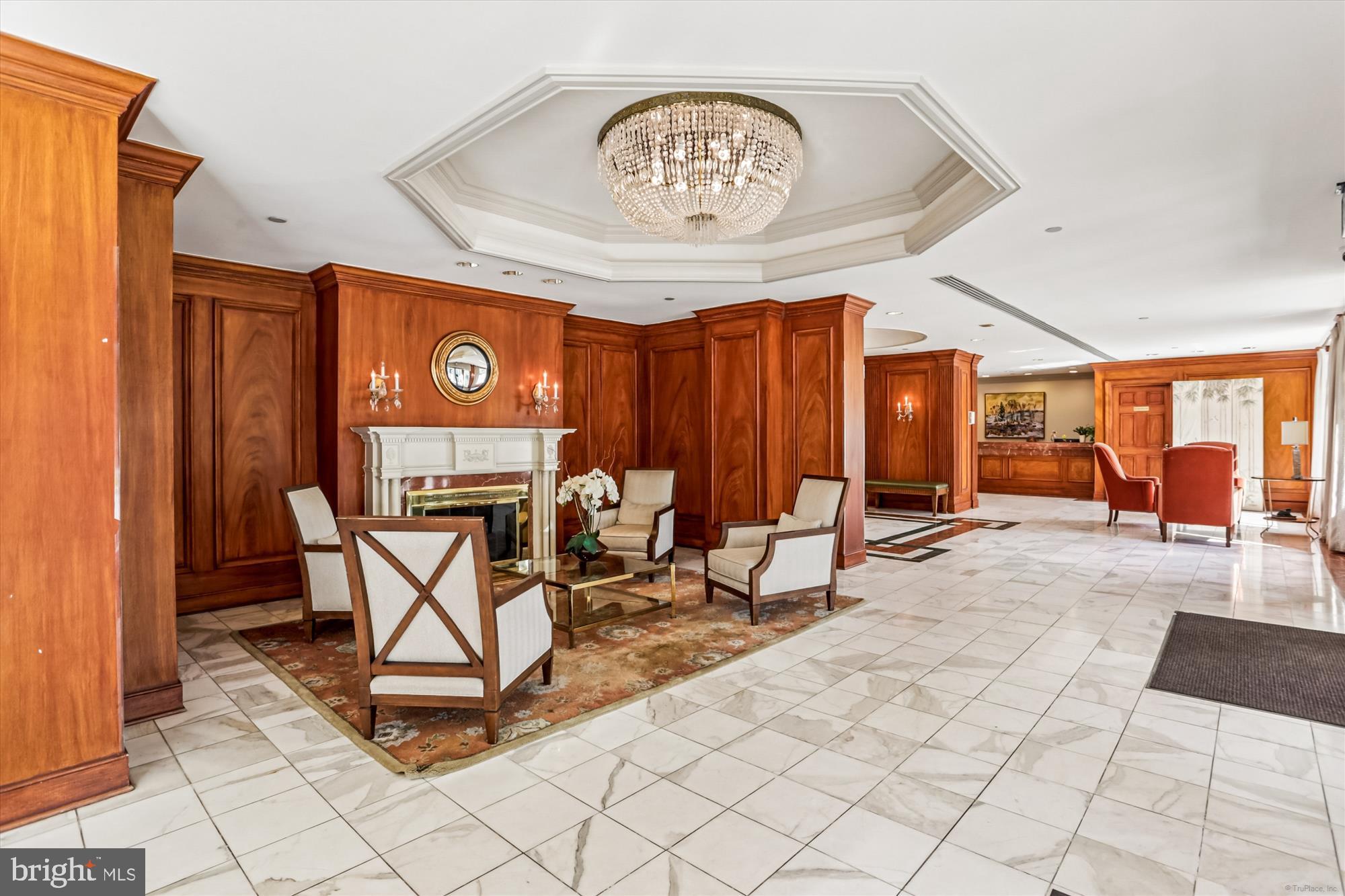 WHITLEY PARK CONDOMINIUM - Residential