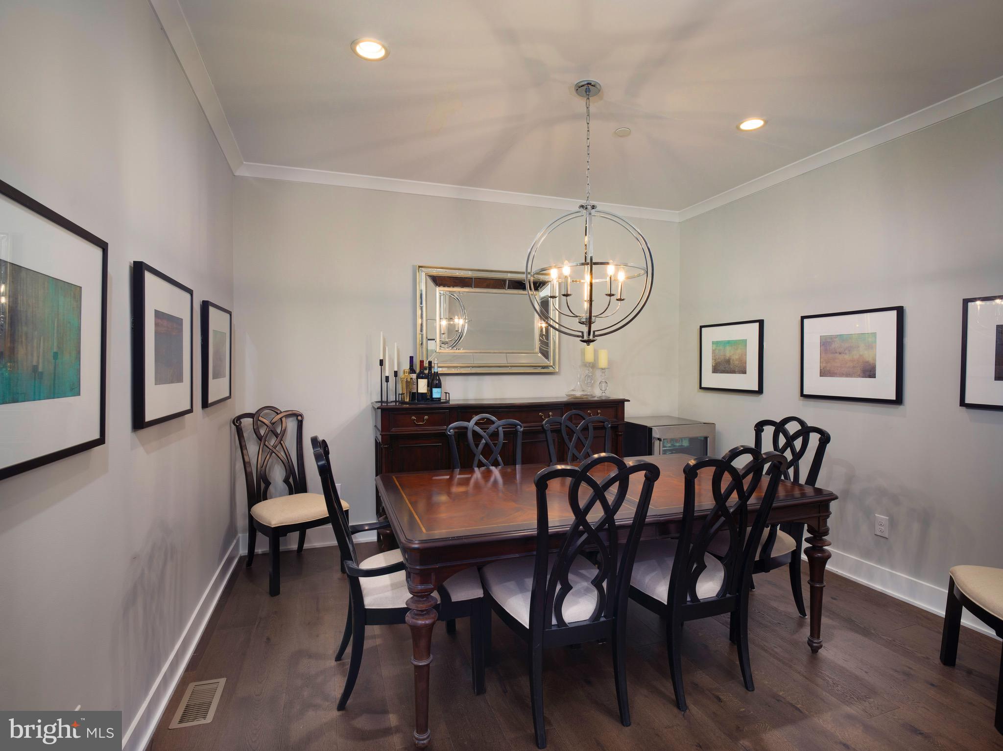 OAKS AT LAFAYETTE HILL - Residential