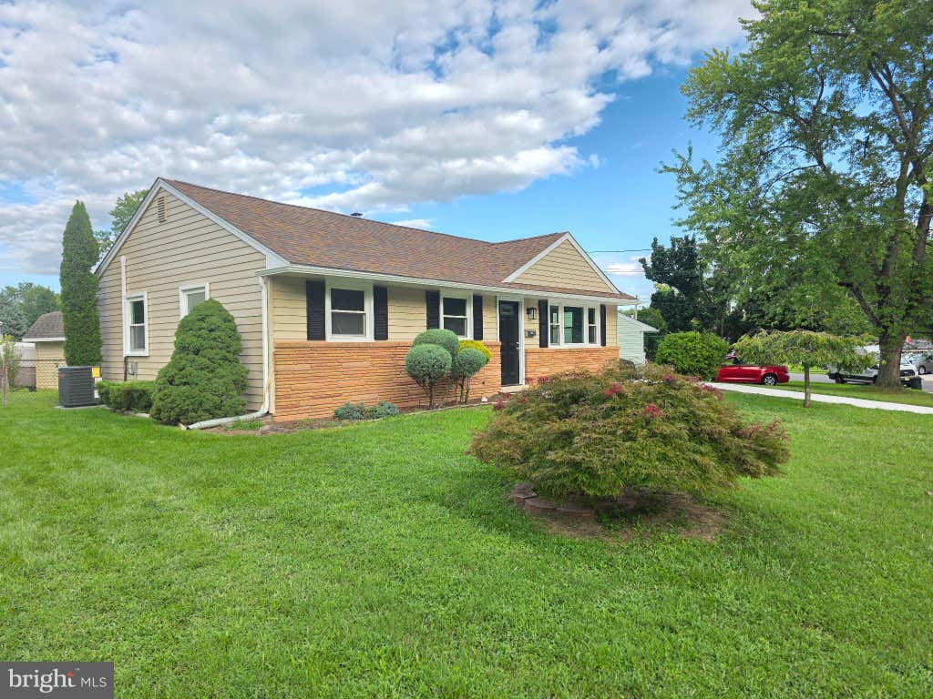 Photo of 112 Peterson Boulevard, WOODBURY, NJ 08096 (MLS # NJGL2077662)