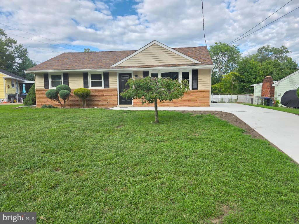 Photo of 112 Peterson Boulevard, WOODBURY, NJ 08096 (MLS # NJGL2077662)