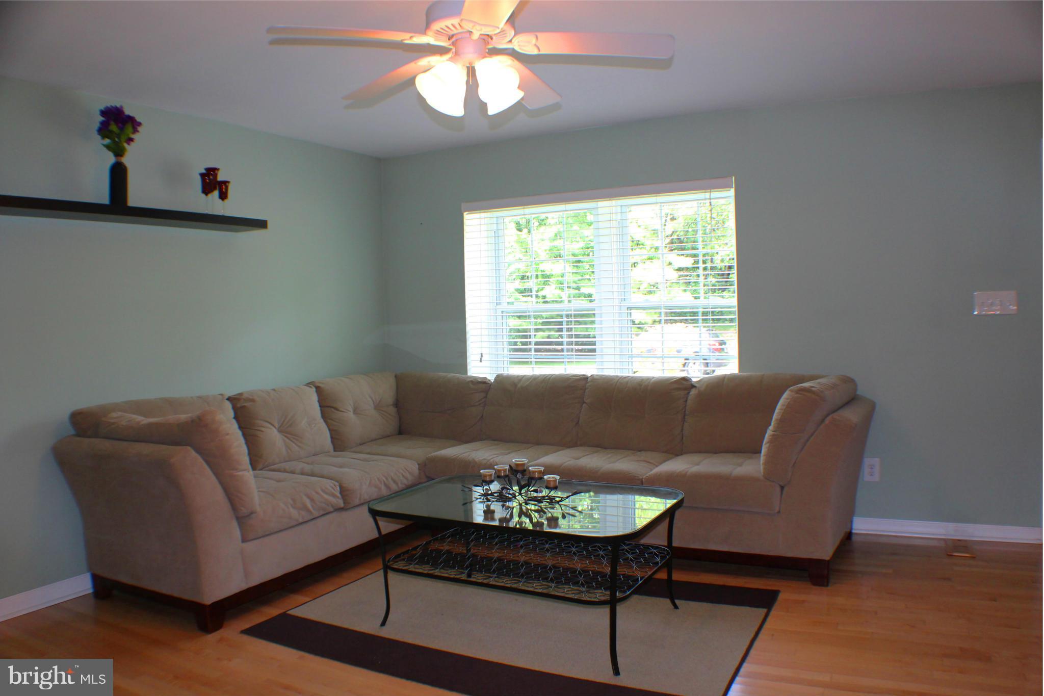 ROLLING VIEW - Residential