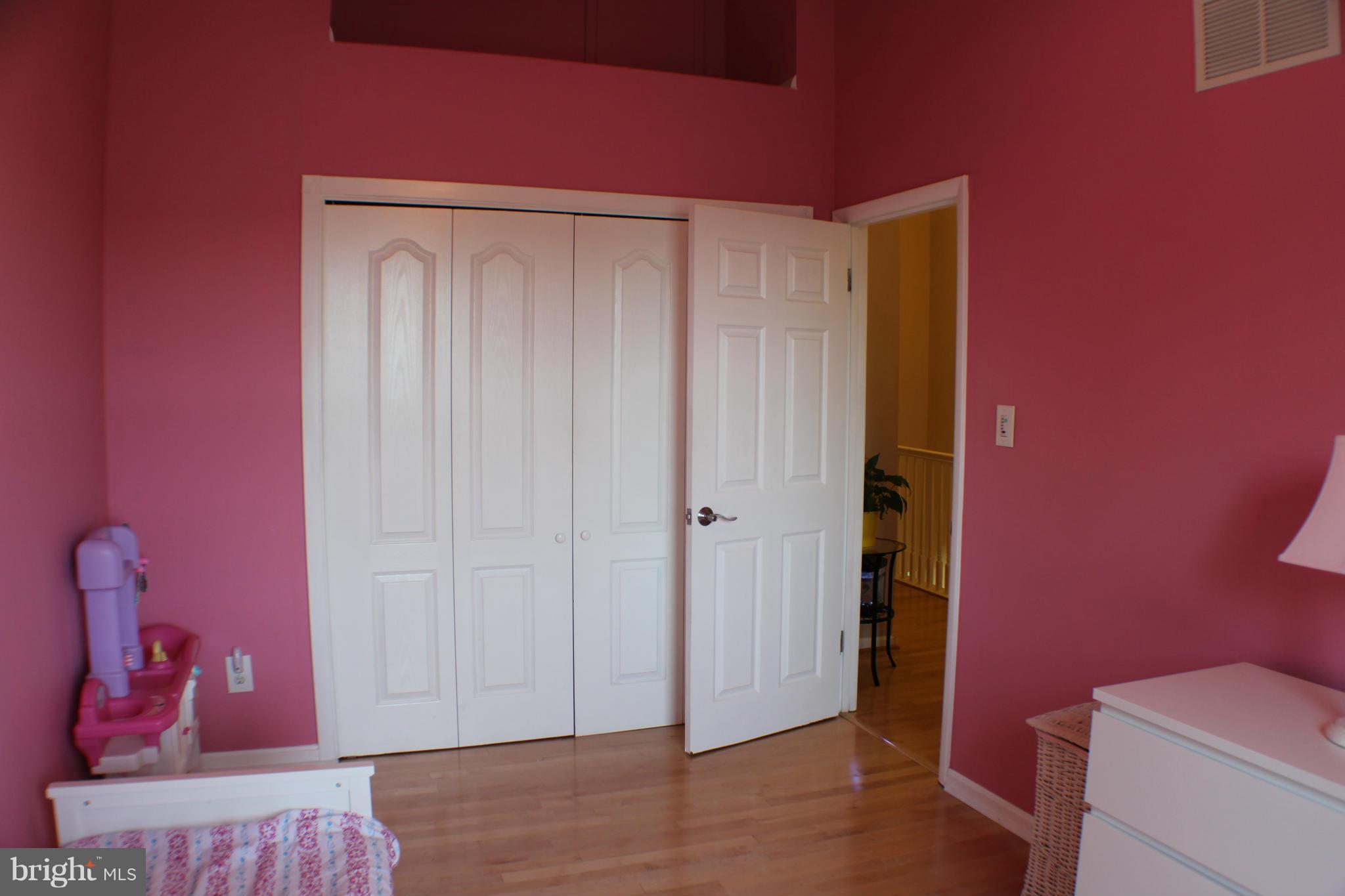 ROLLING VIEW - Residential