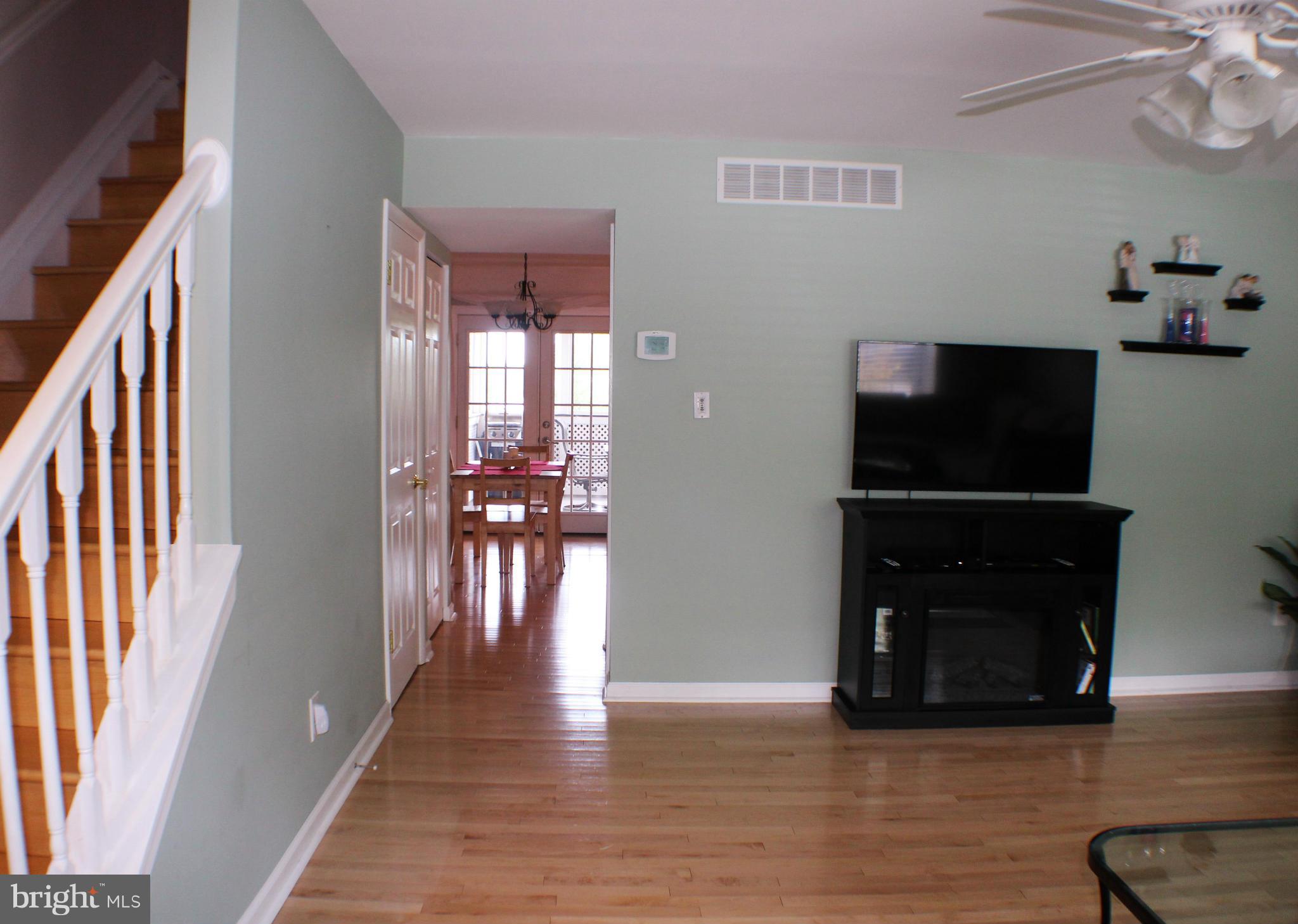 ROLLING VIEW - Residential