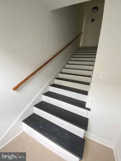 BALTIMORE HIGHLANDS - Residential Lease