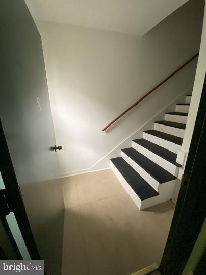 BALTIMORE HIGHLANDS - Residential Lease