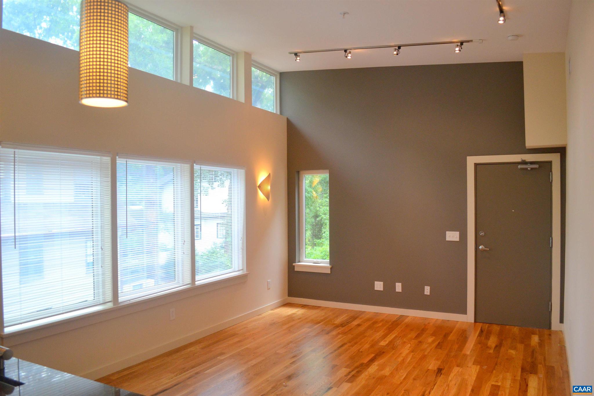 1600 JEFFERSON PARK AVE 209