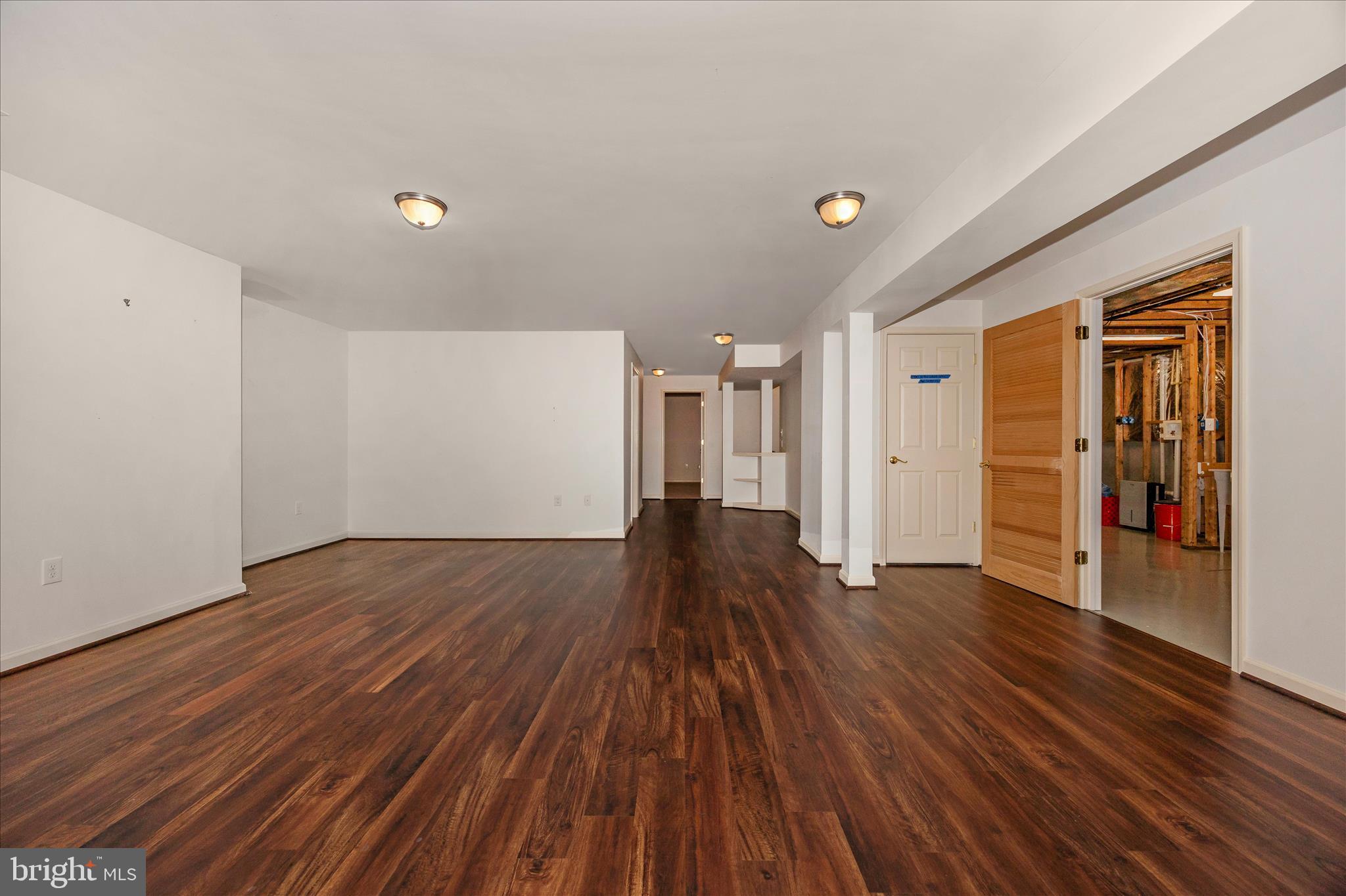 RIVER CREST - Residential