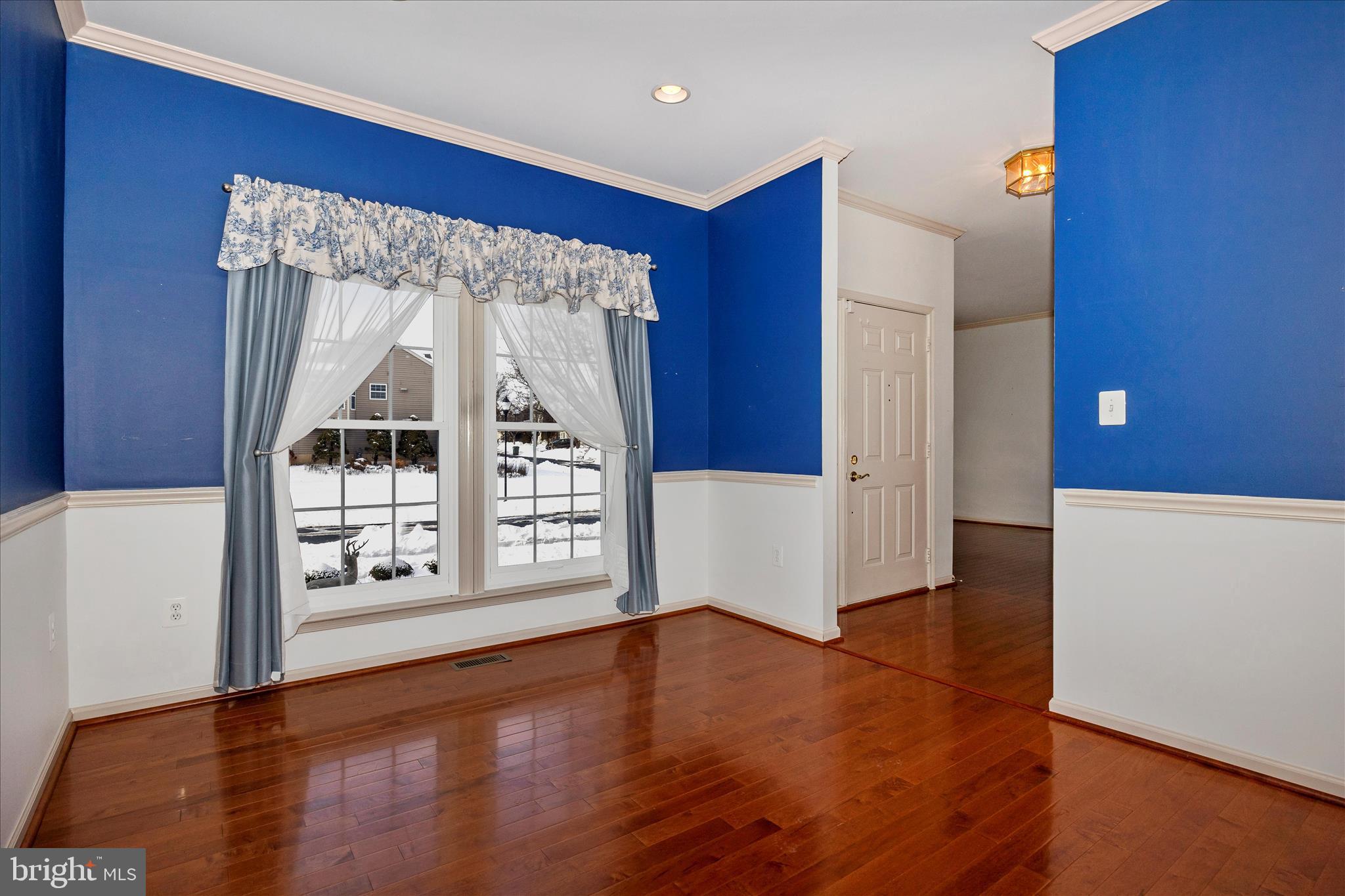 RIVER CREST - Residential