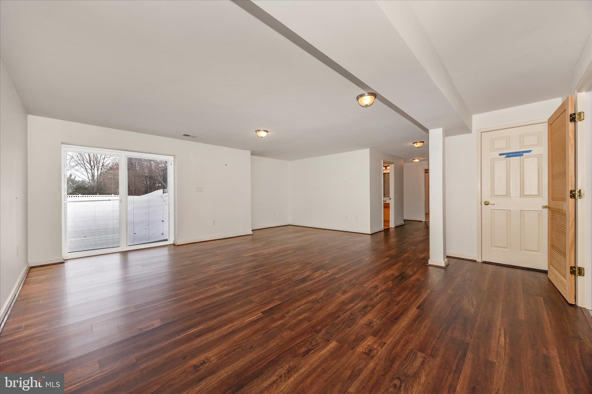 RIVER CREST - Residential