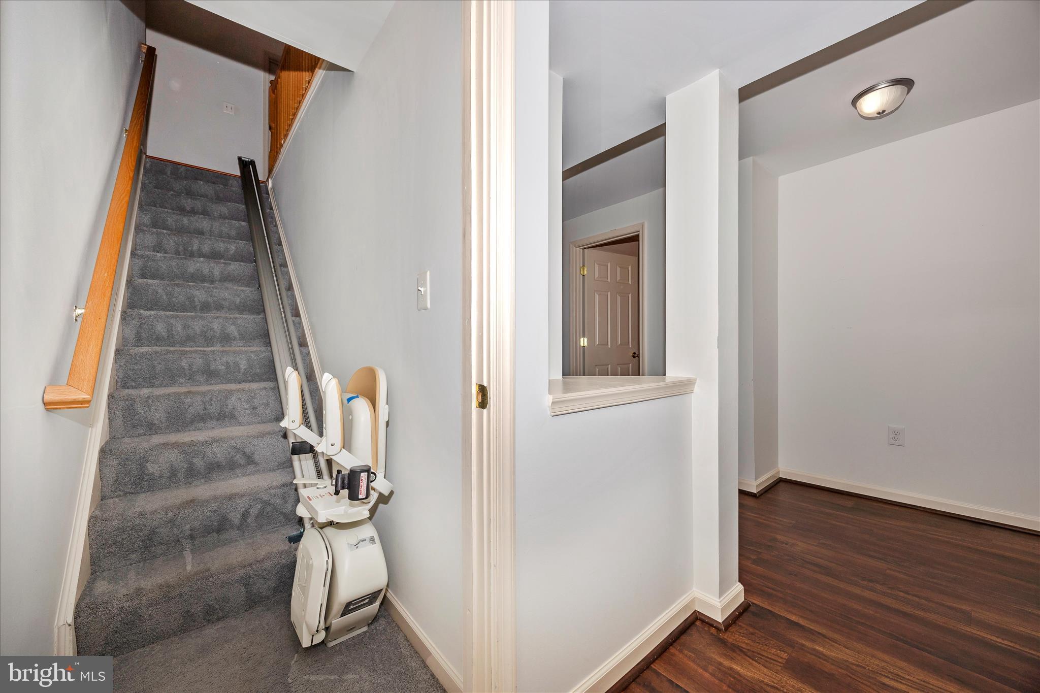 RIVER CREST - Residential