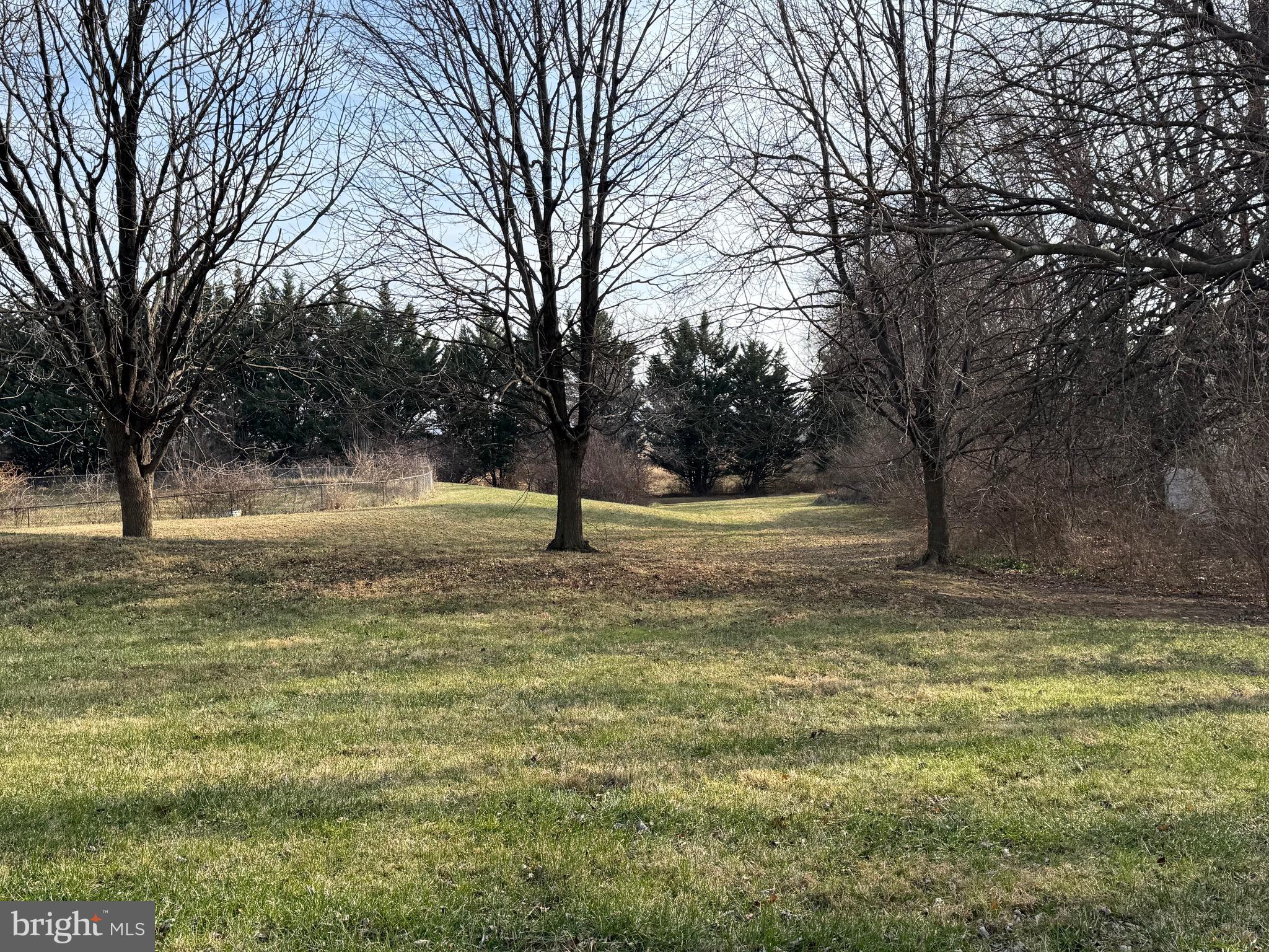 RIVER CREST - Residential