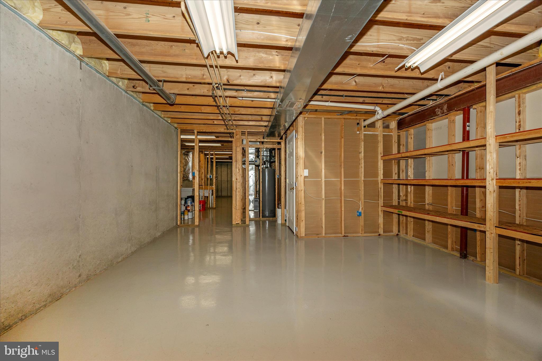 RIVER CREST - Residential