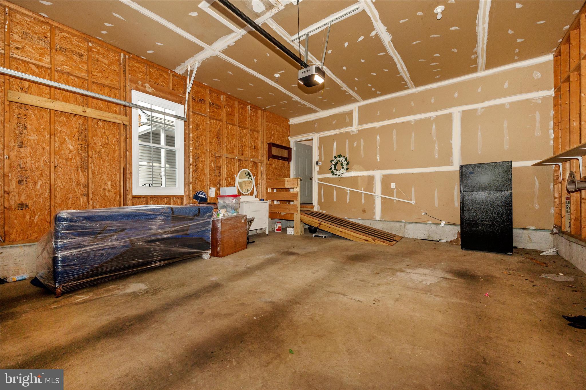 RIVER CREST - Residential