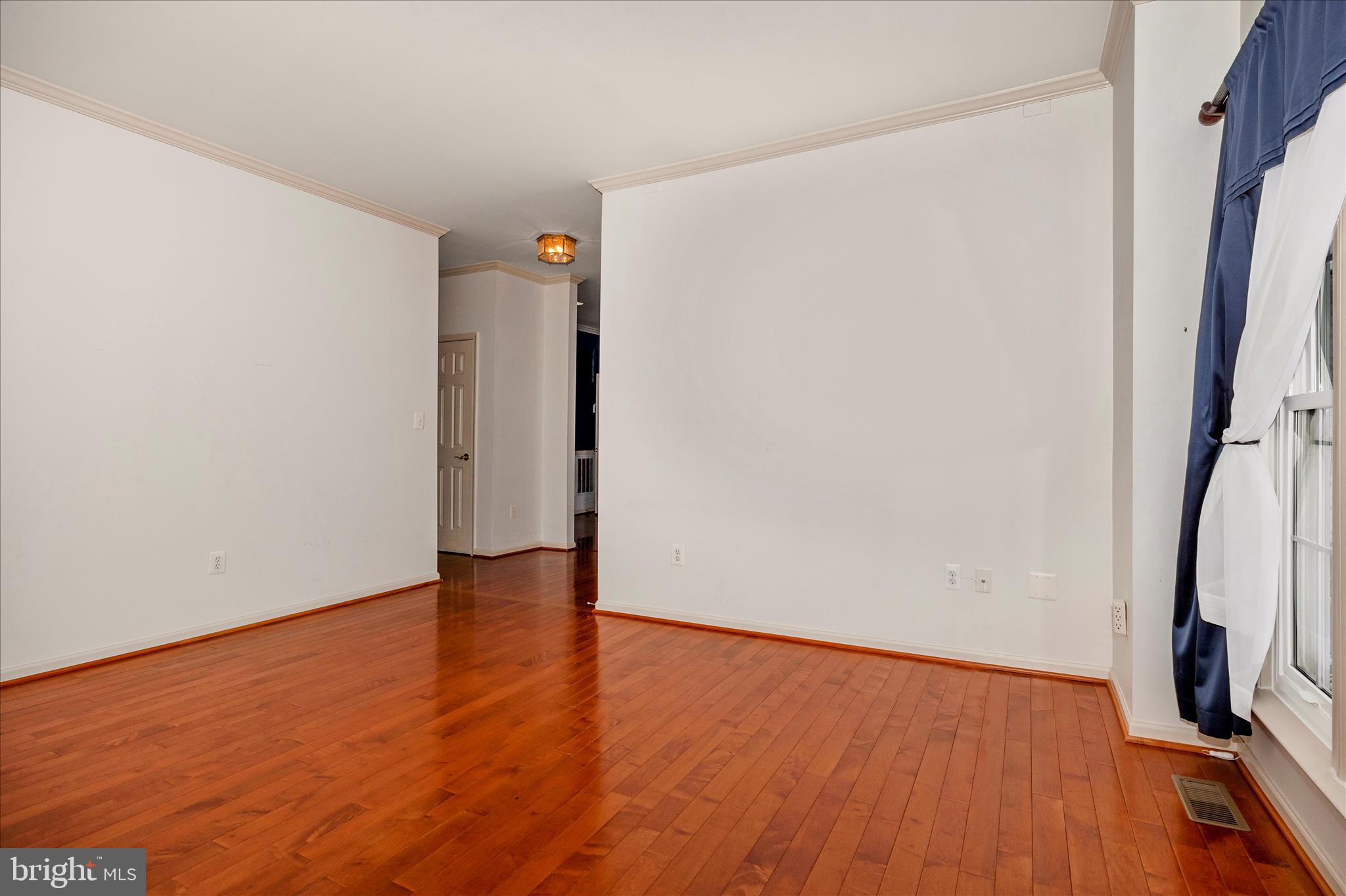 RIVER CREST - Residential