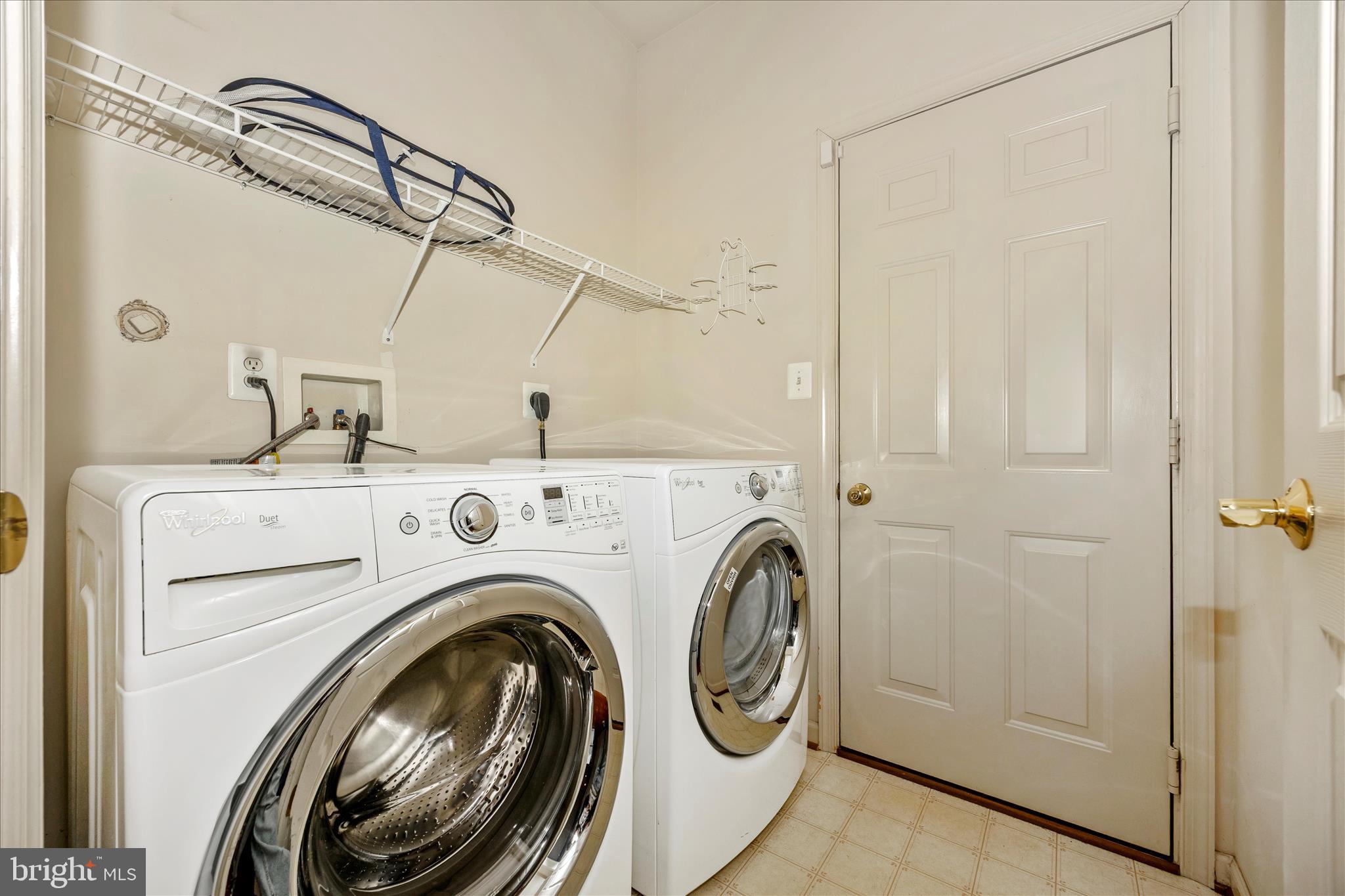 RIVER CREST - Residential