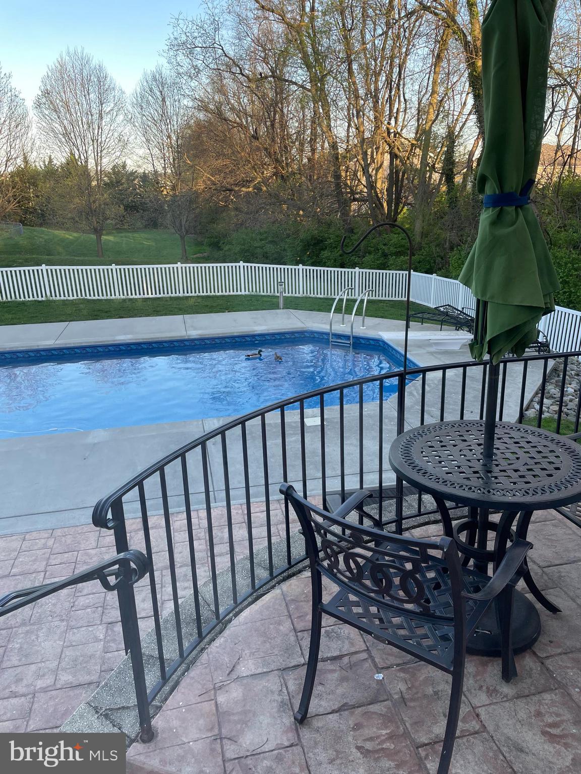 RIVER CREST - Residential