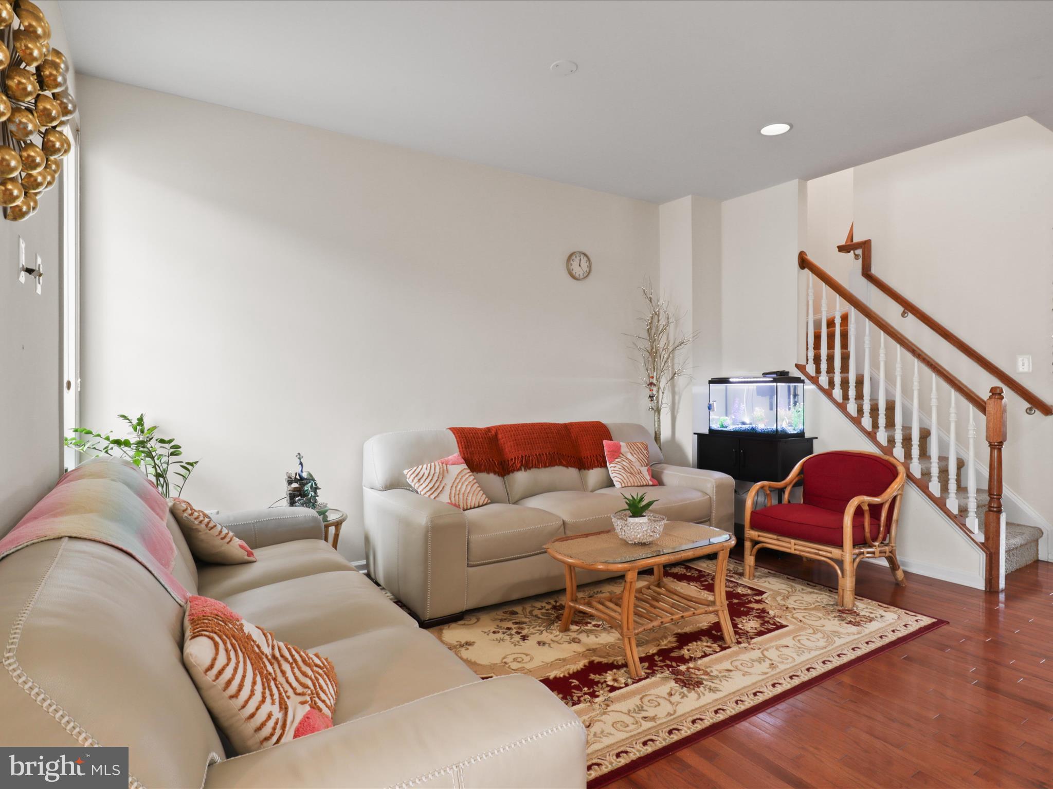 LOUDOUN VALLEY ESTATES 2 - Residential