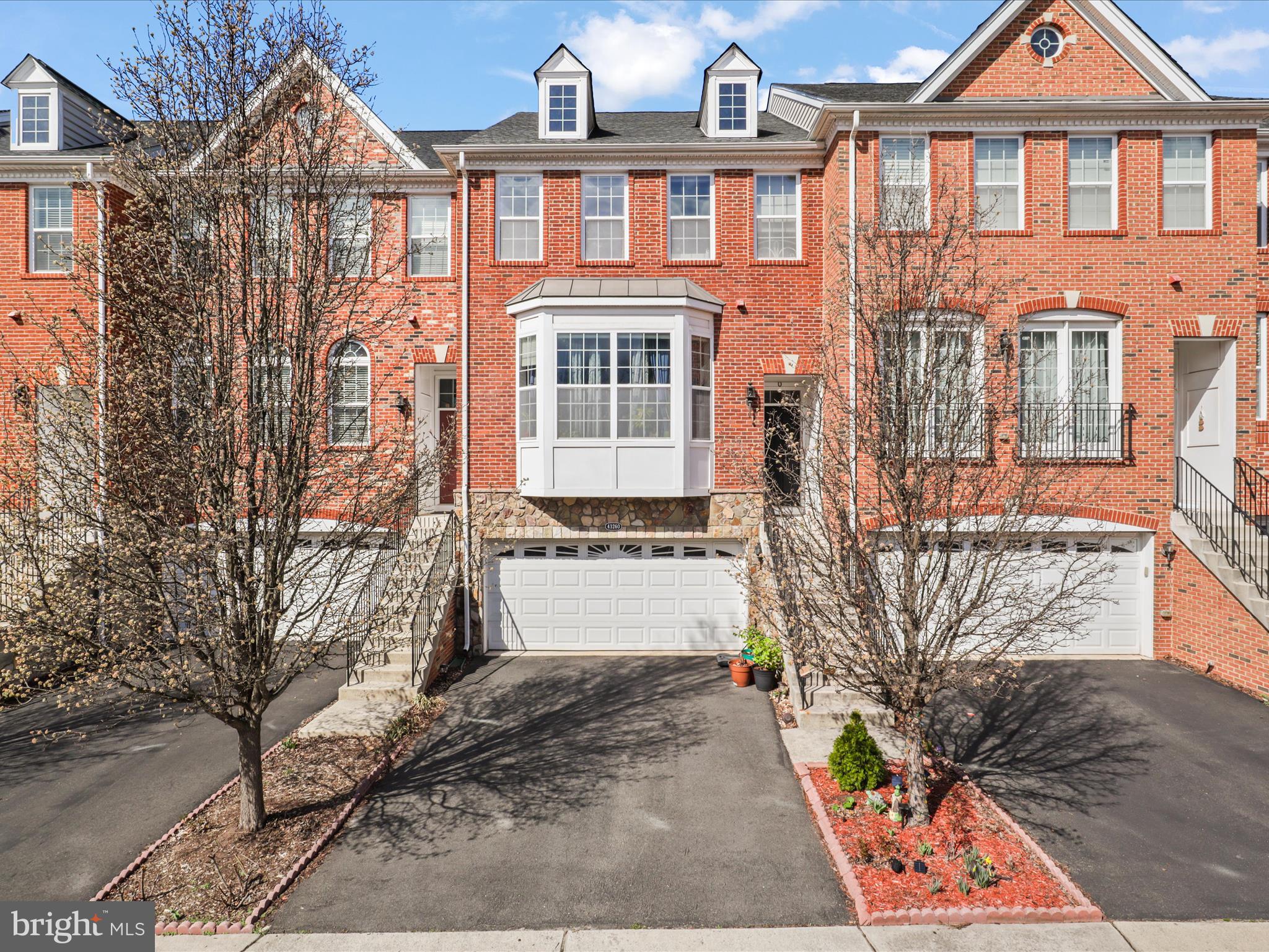 LOUDOUN VALLEY ESTATES 2 - Residential
