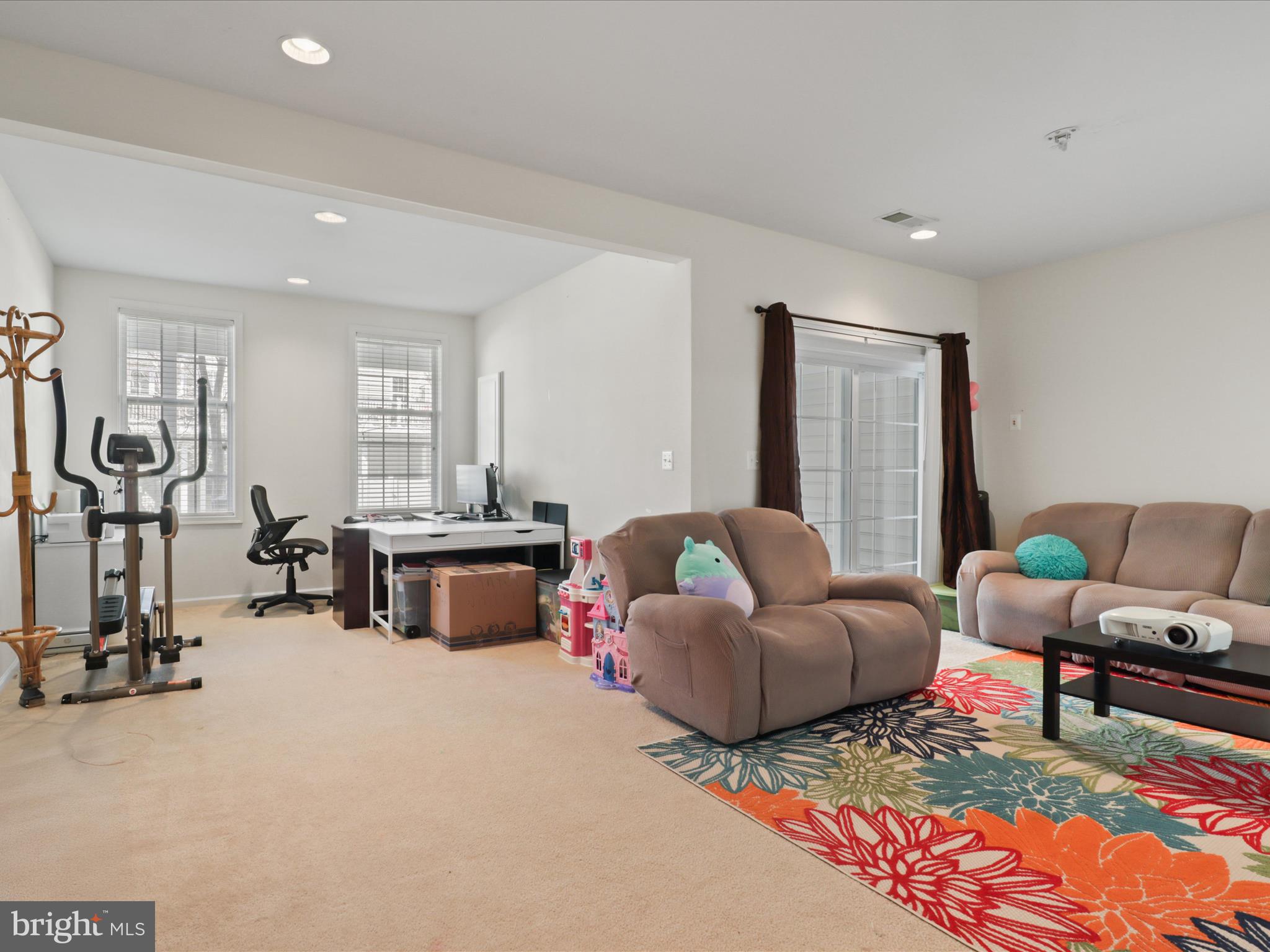 LOUDOUN VALLEY ESTATES 2 - Residential