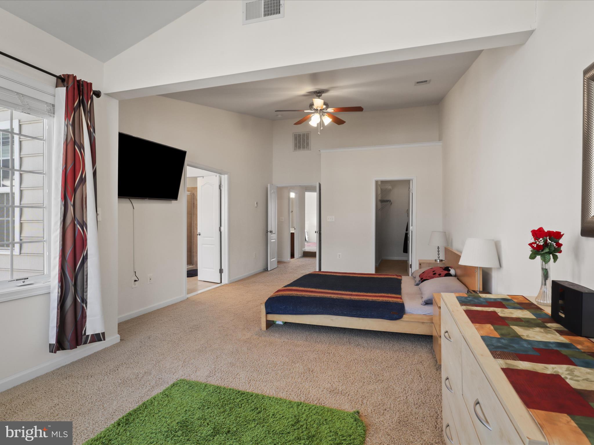 LOUDOUN VALLEY ESTATES 2 - Residential