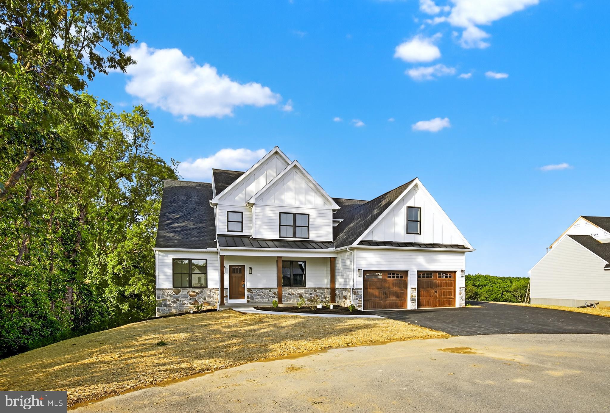2328 ROCKVALE ROAD