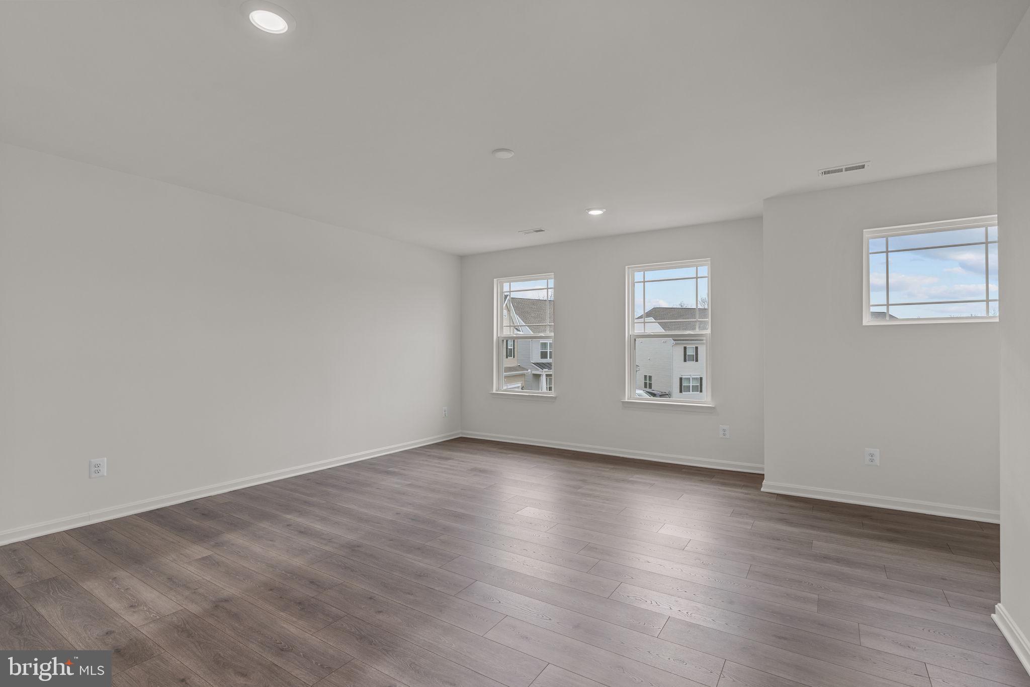 CROSBY COURT - Residential Lease