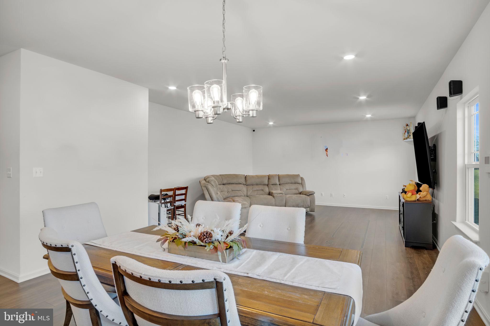 CROSBY COURT - Residential Lease