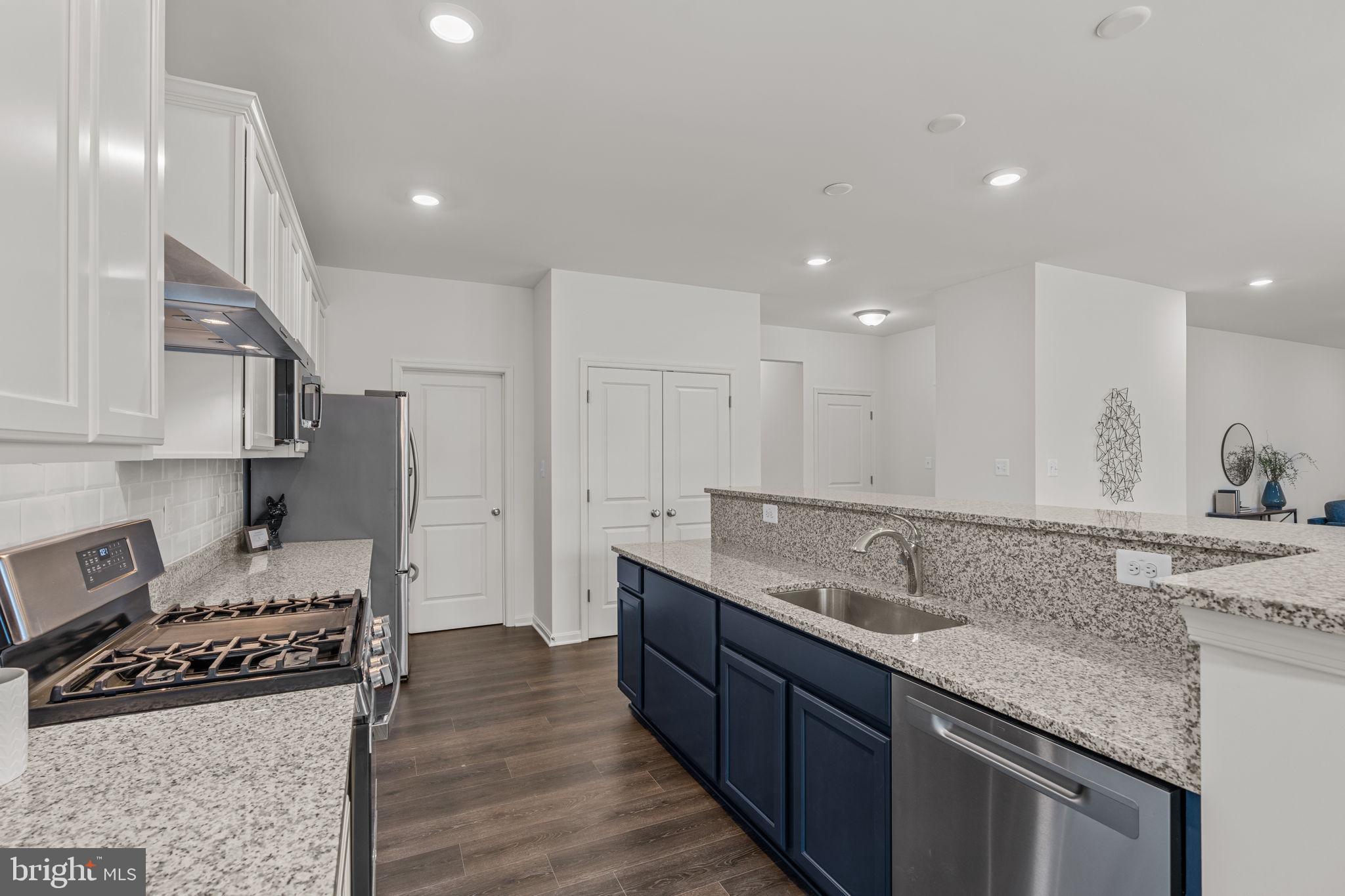 CROSBY COURT - Residential Lease