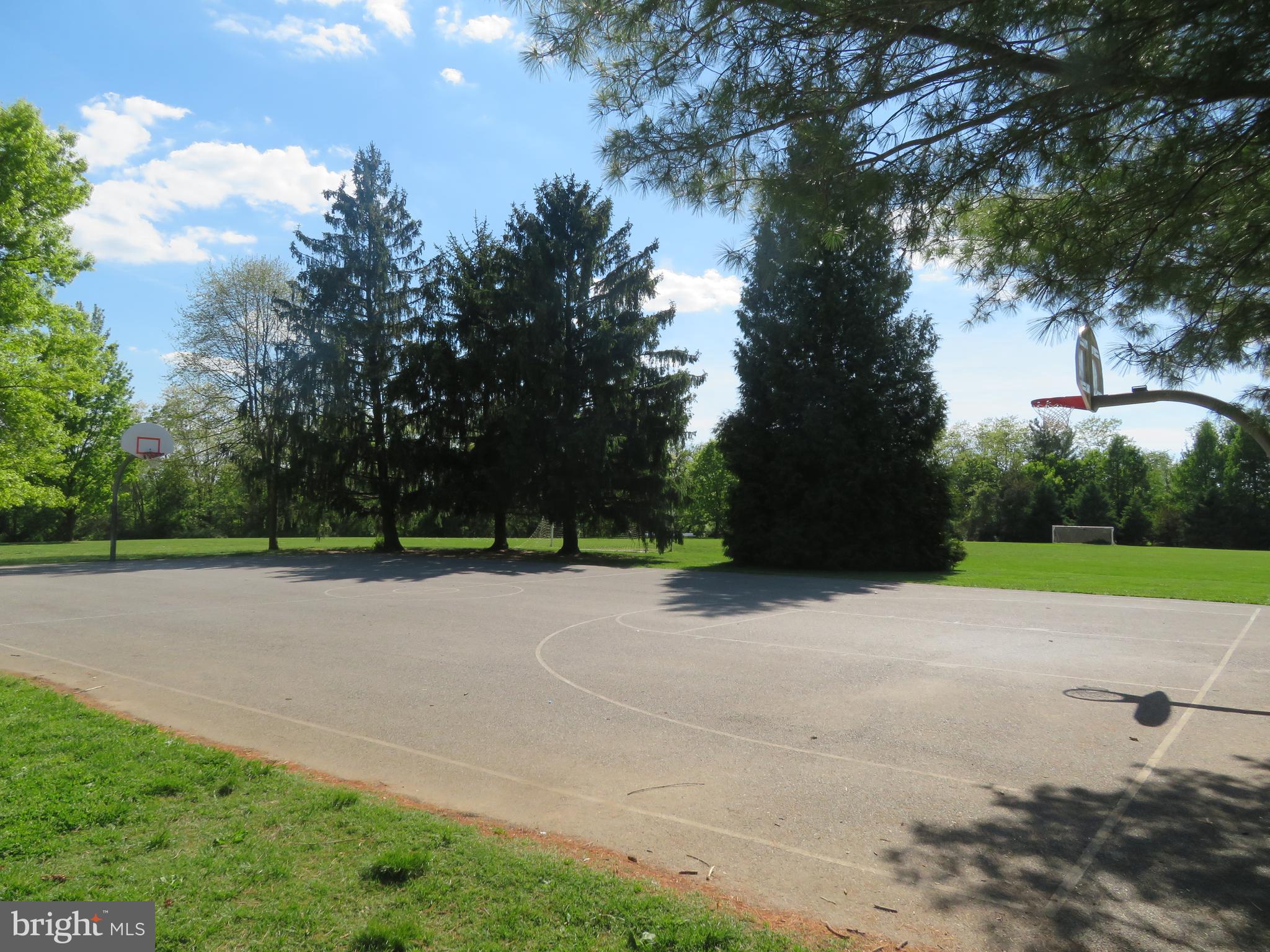 CHURCHILL TOWN SECTOR - Residential