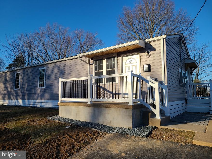 Completely renovated.  Owner cuts grass. Open floor plan featuring stainless steel appliances, granite countertops, Washer & Dryer, recessed lighting, engineered hardwood floors,  2 bedrooms and full bath. Off street parking and large yard. Close to down town shopping, schools, APG, I-95 etc. NO SMOKING. Certified Lead Free.