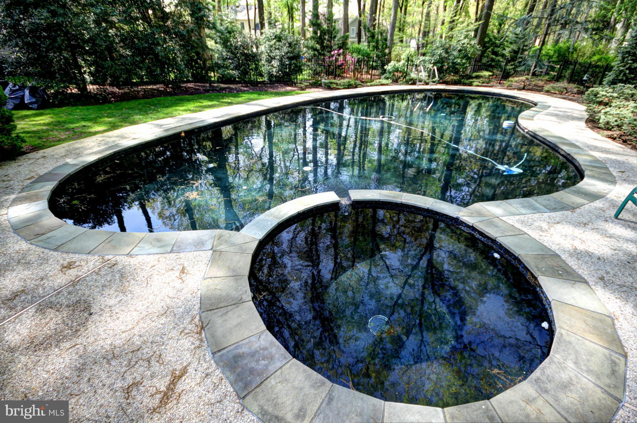 CHARTWELL ON THE SEVERN - Residential