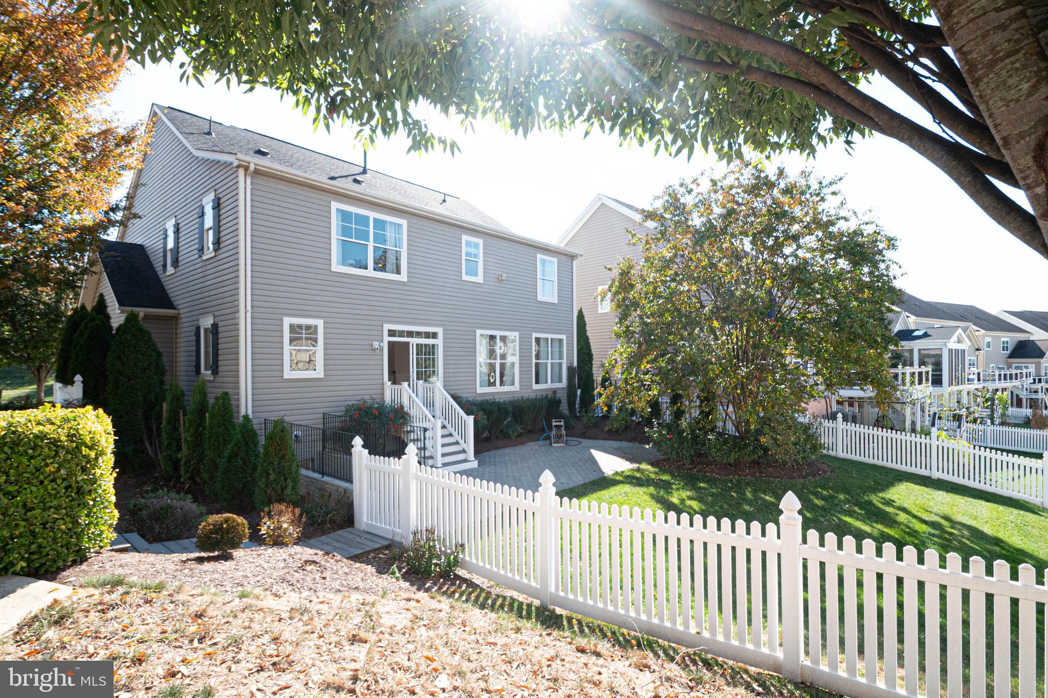 ASHBURN - Residential Lease