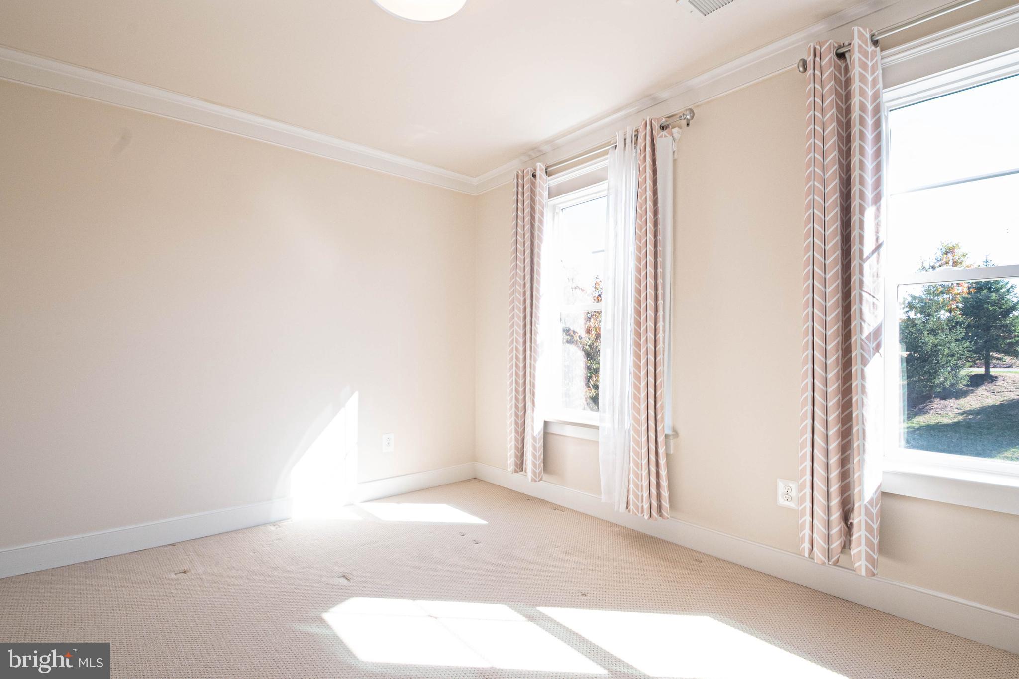 ASHBURN - Residential Lease