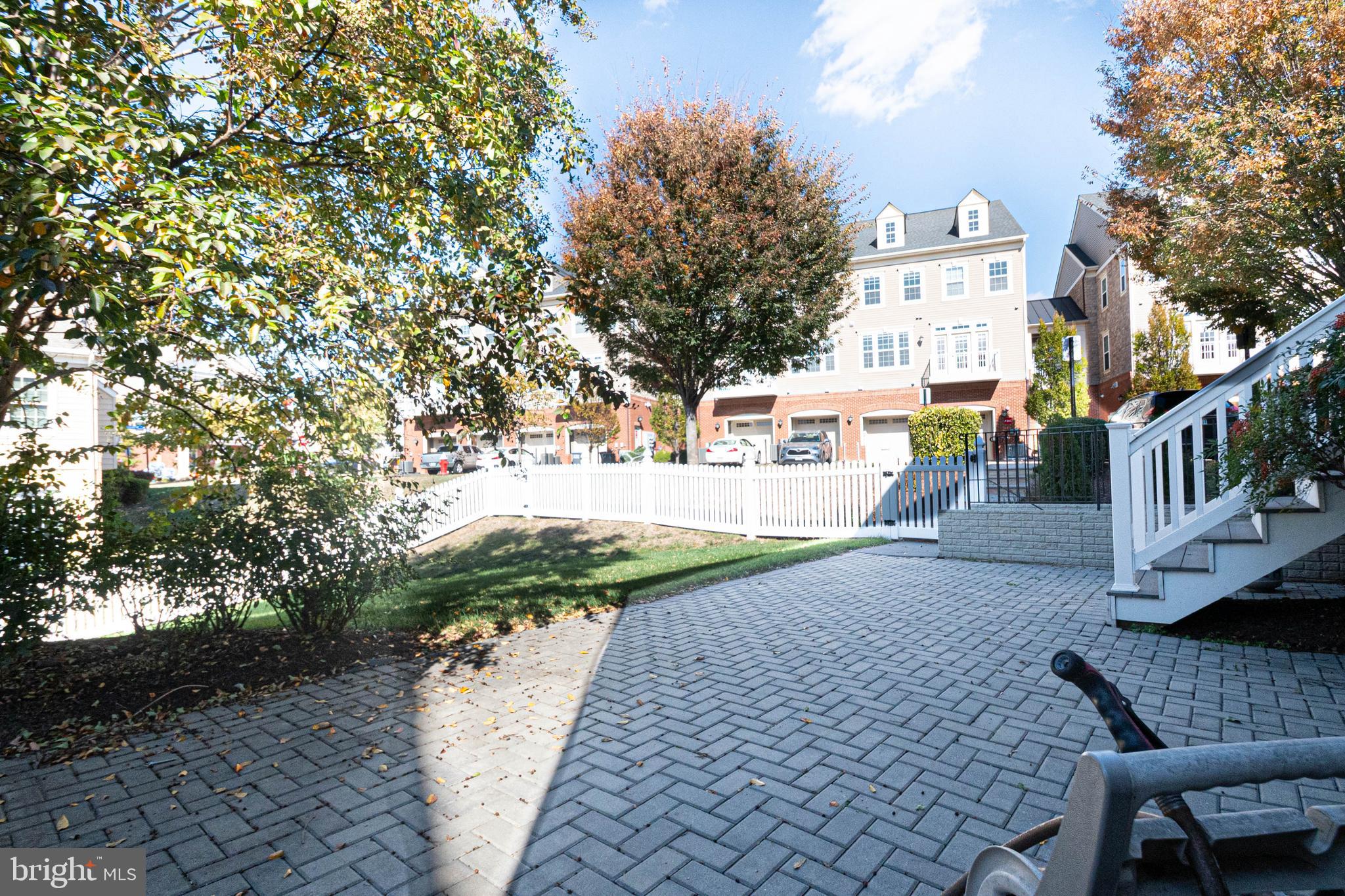 ASHBURN - Residential Lease