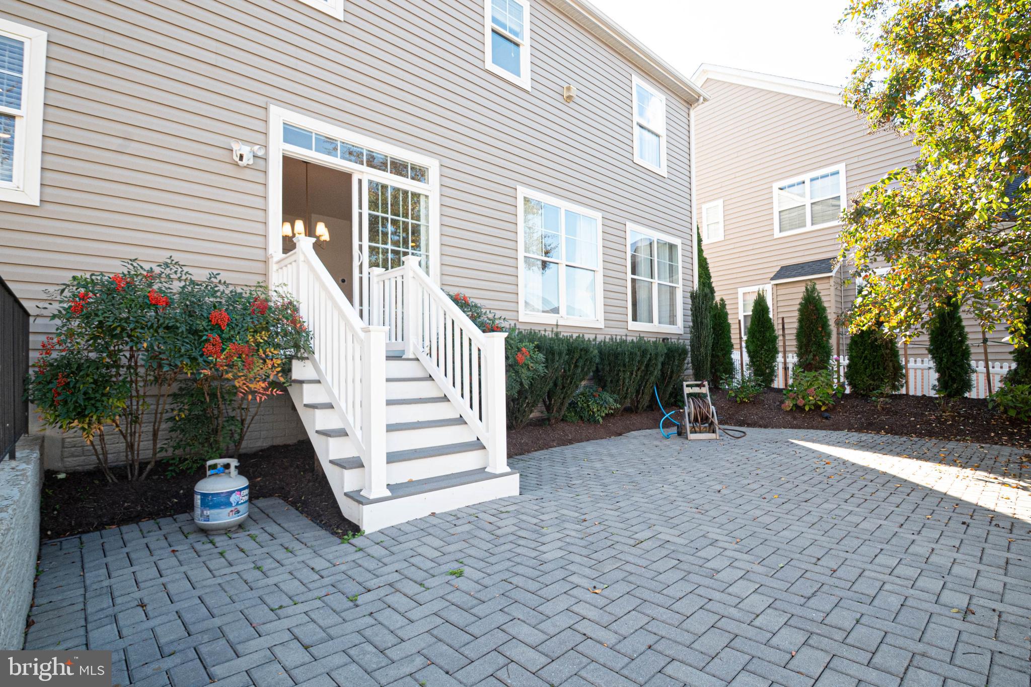 ASHBURN - Residential Lease