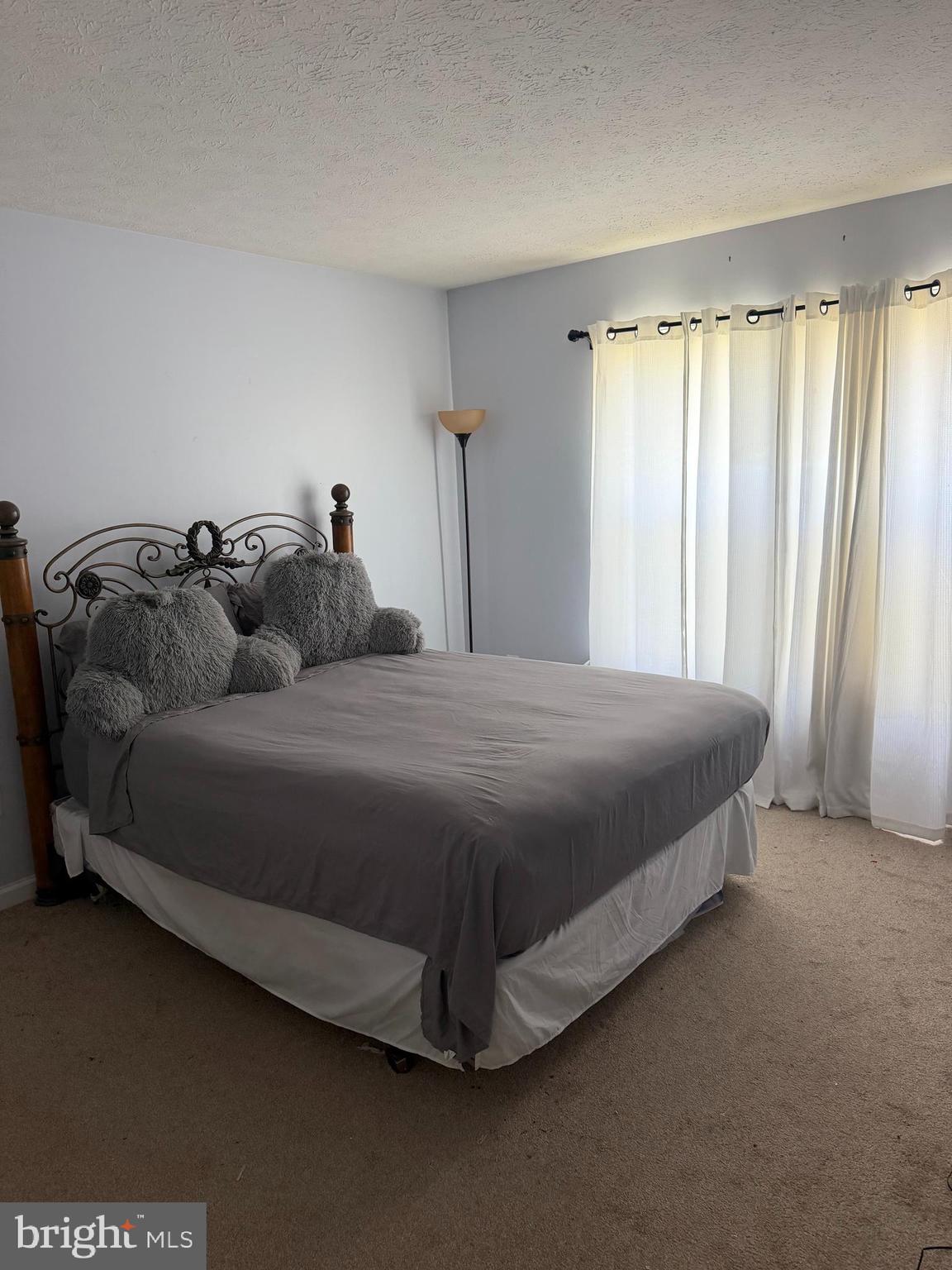 FOREST OAKS - Residential