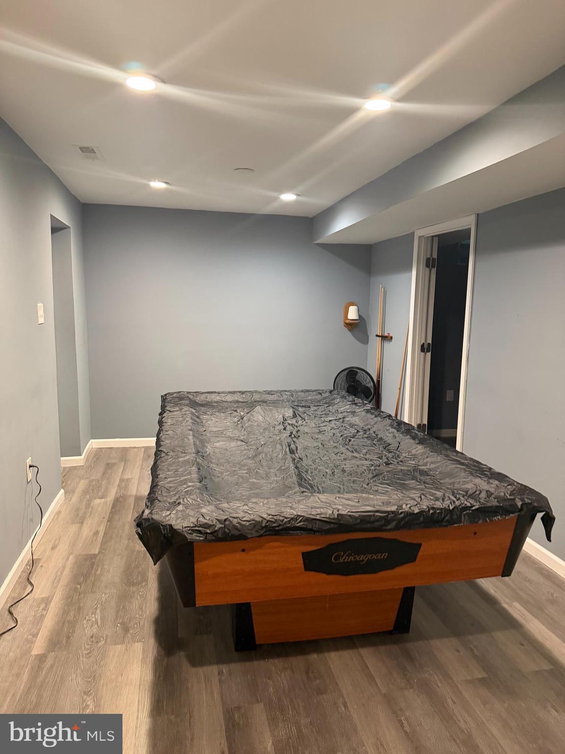 FOREST OAKS - Residential