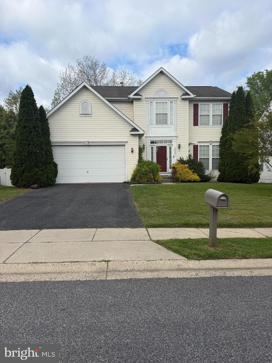 Show and Sell this 4 bedroom, 2/5 bath Colonial-style home located in the sought-after Forest Oaks community and be home for the summer. The home has an ultra-spacious main level featuring formal living and dining room, a great room with a gas fireplace, and decorative crown molding above the mantel. The kitchen features a center island and flows directly into the great room, making it ideal for entertaining. The upper level includes four bedrooms, highlighted by a private suite equipped with a soaking tub and a full, finished basement. The exterior has a large, level backyard and an attached two-car garage.