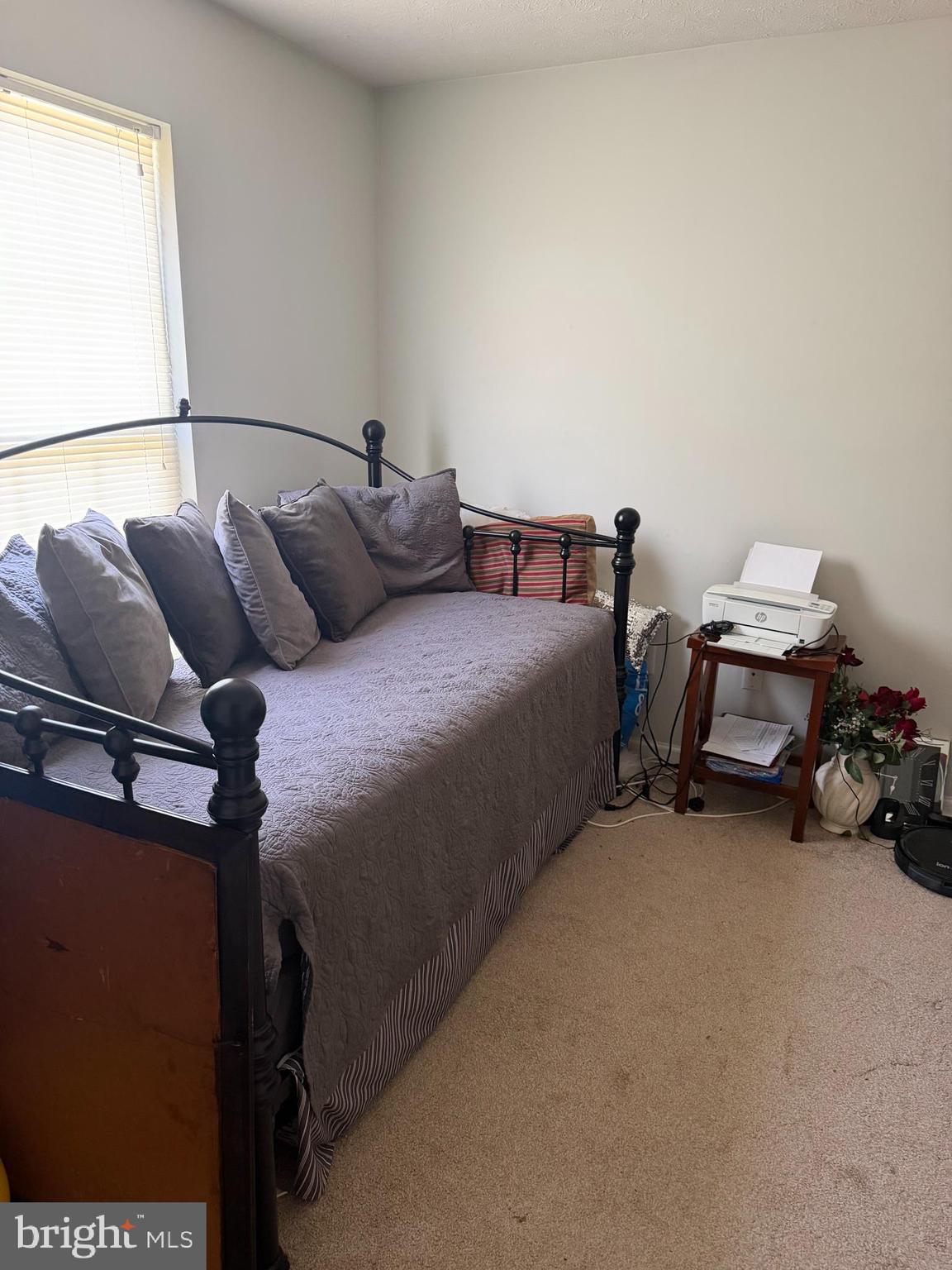 FOREST OAKS - Residential