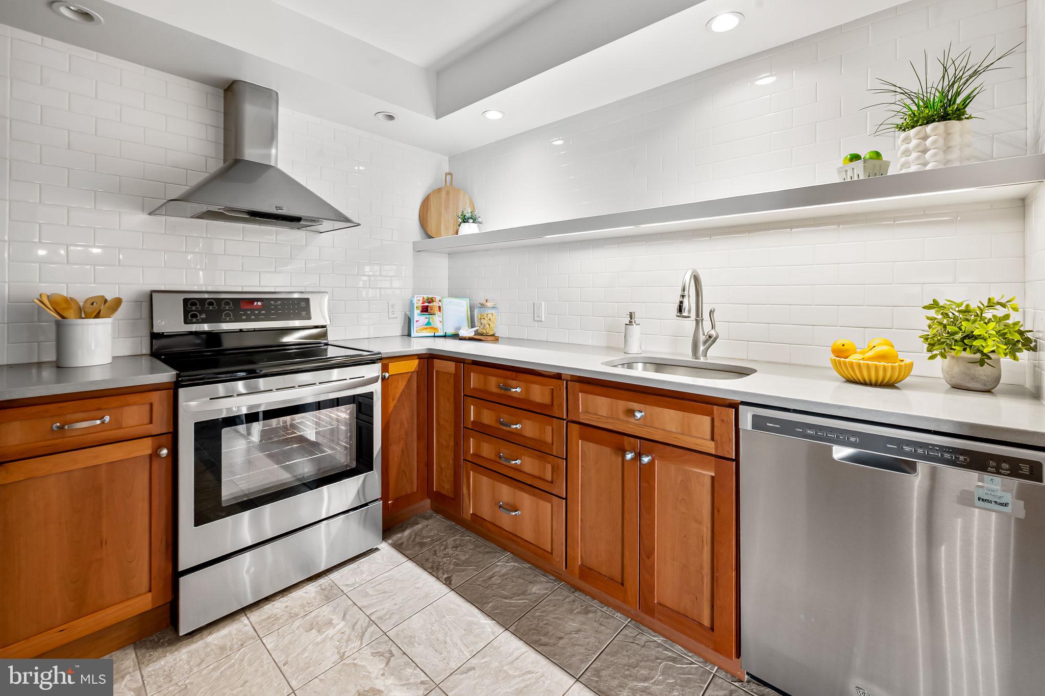 TUSCANY-CANTERBURY - Residential