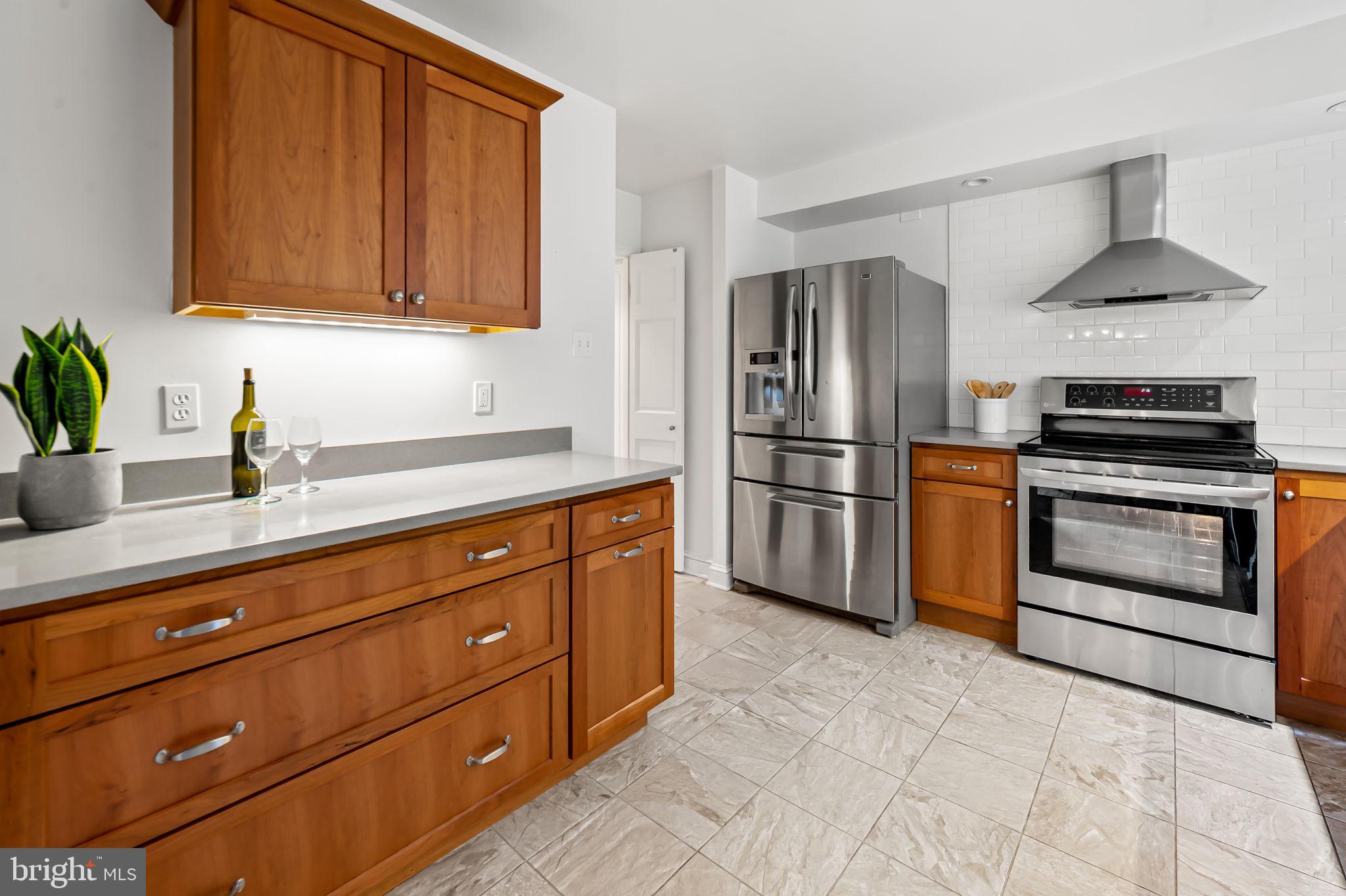 TUSCANY-CANTERBURY - Residential