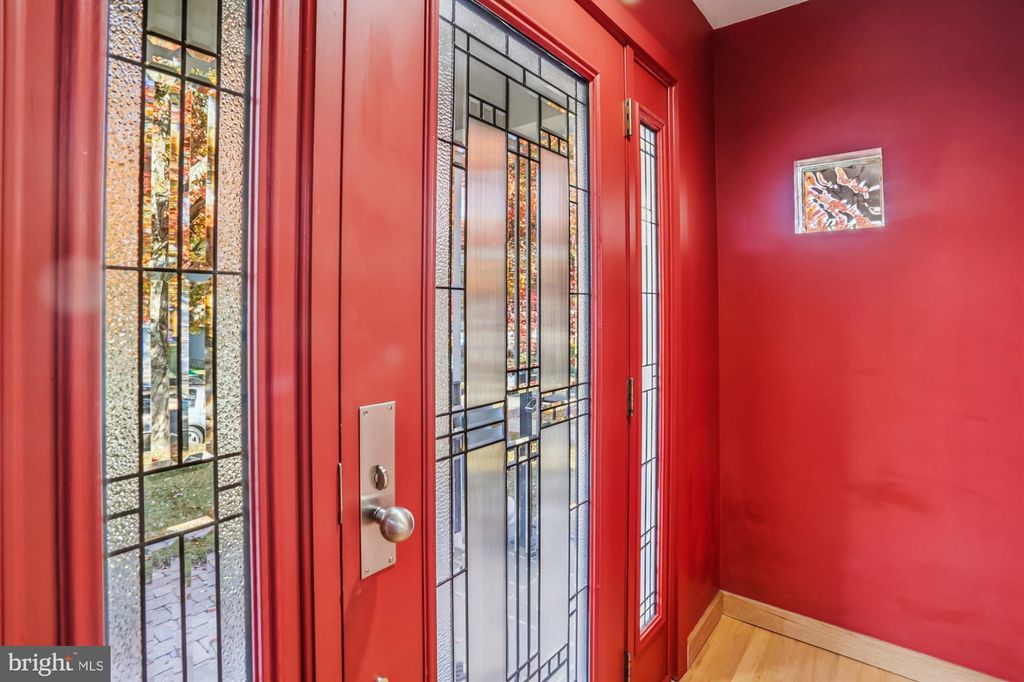 Photo of 4510 Gretna Street, BETHESDA, MD 20814 (MLS # MDMC2204814)