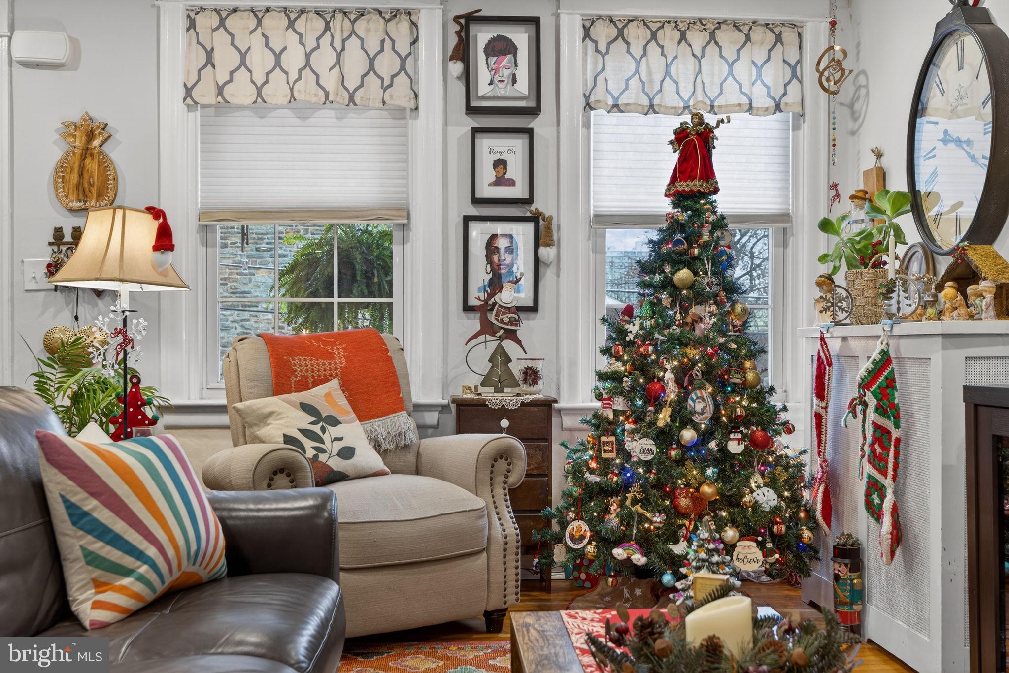 CHESTNUT HILL - Residential