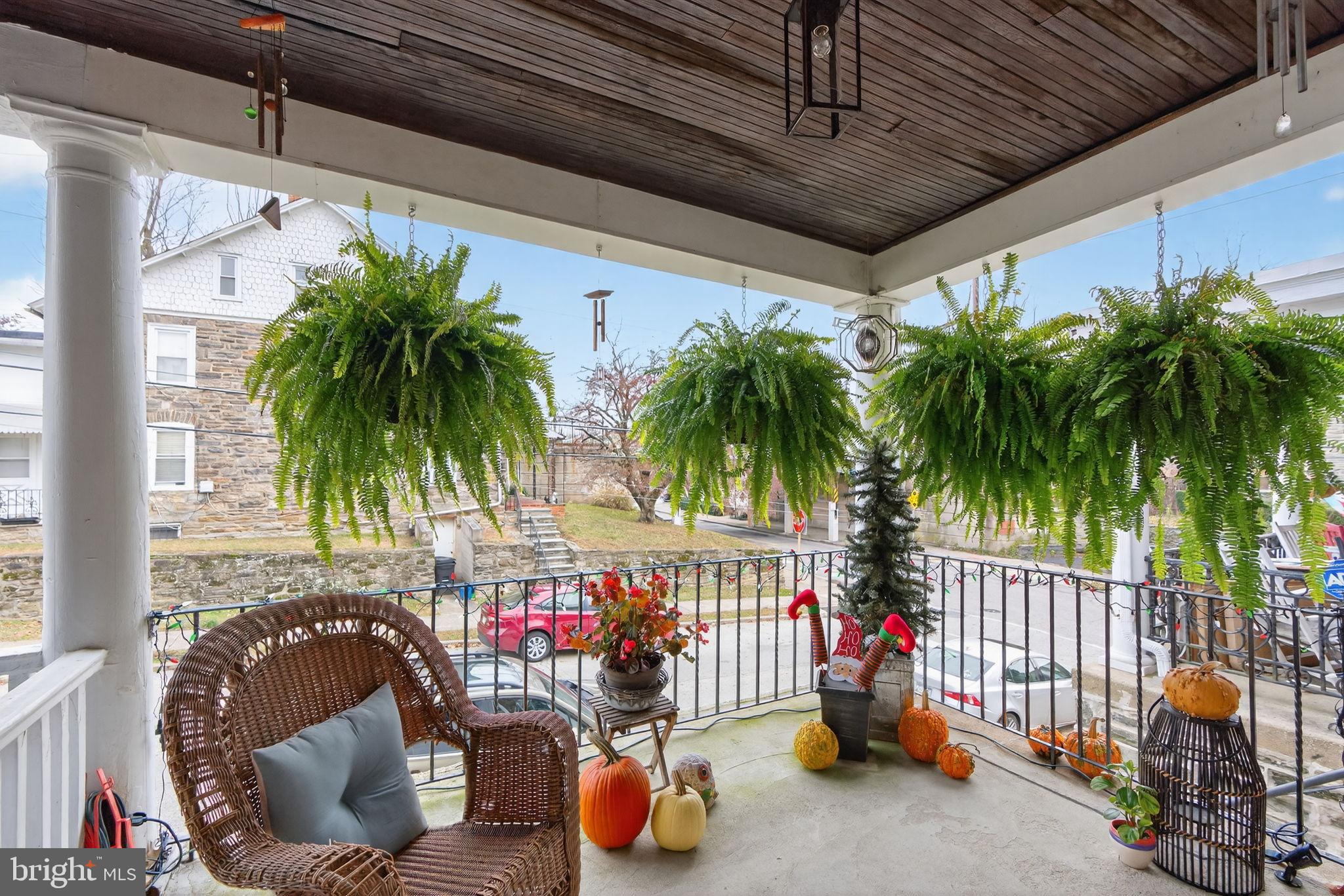 7704 ARDLEIGH STREET