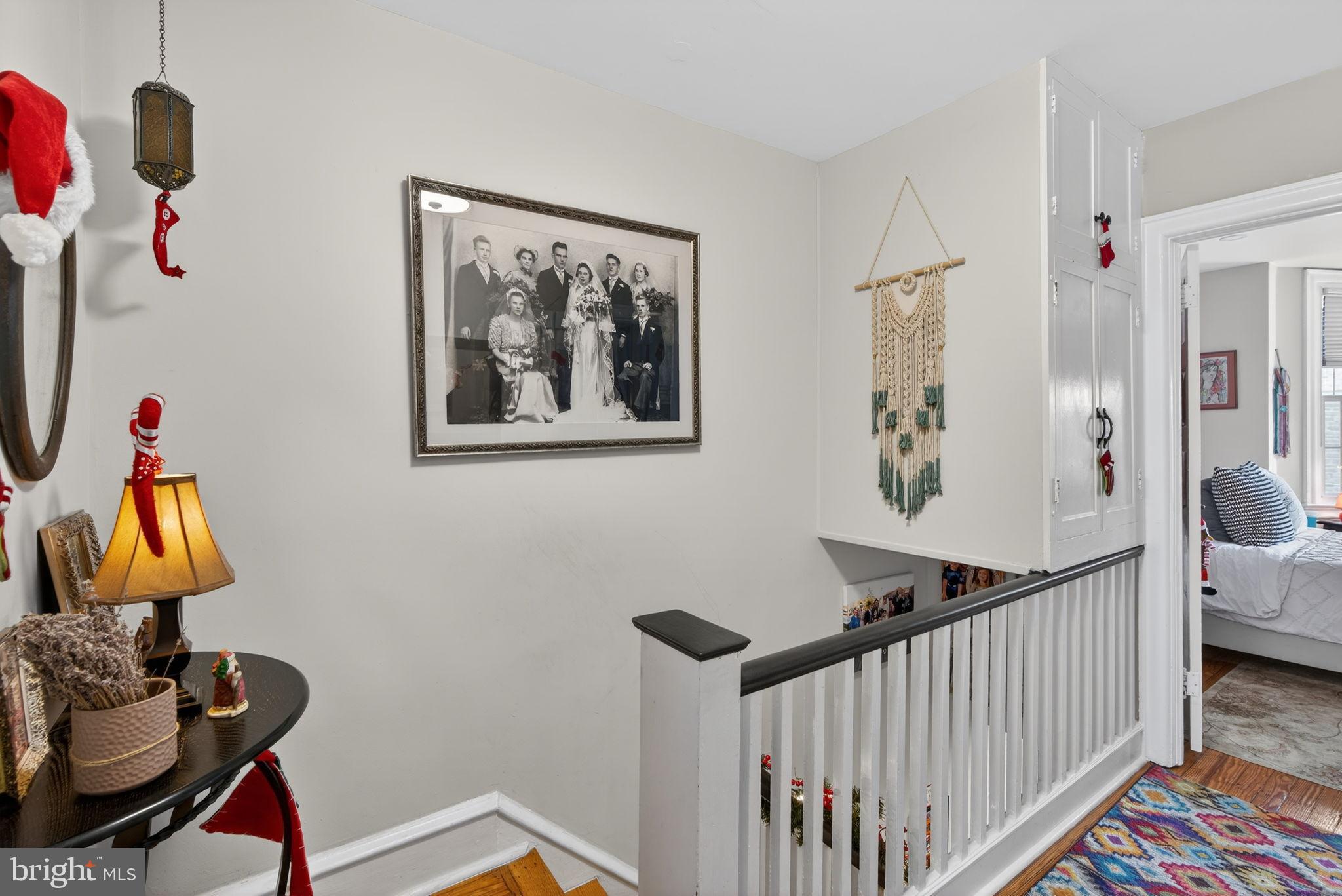 CHESTNUT HILL - Residential